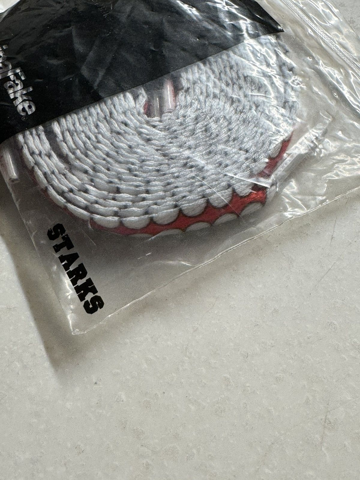 Kaws Starks x Original Fake Kaws Laces c.2009 54in Size ONE SIZE - 2 Thumbnail