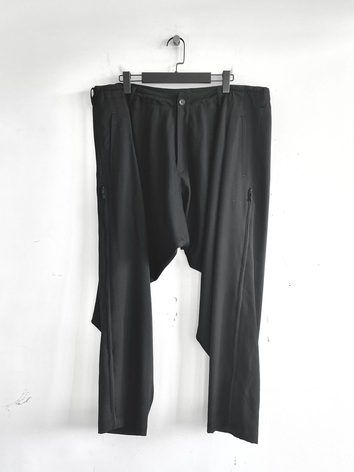 Yohji Yamamoto Yohji Yamamoto Pour Homme Gabardine Side Gusset Draped Pants Size US 30 / EU 46 - 1 Thumbnail