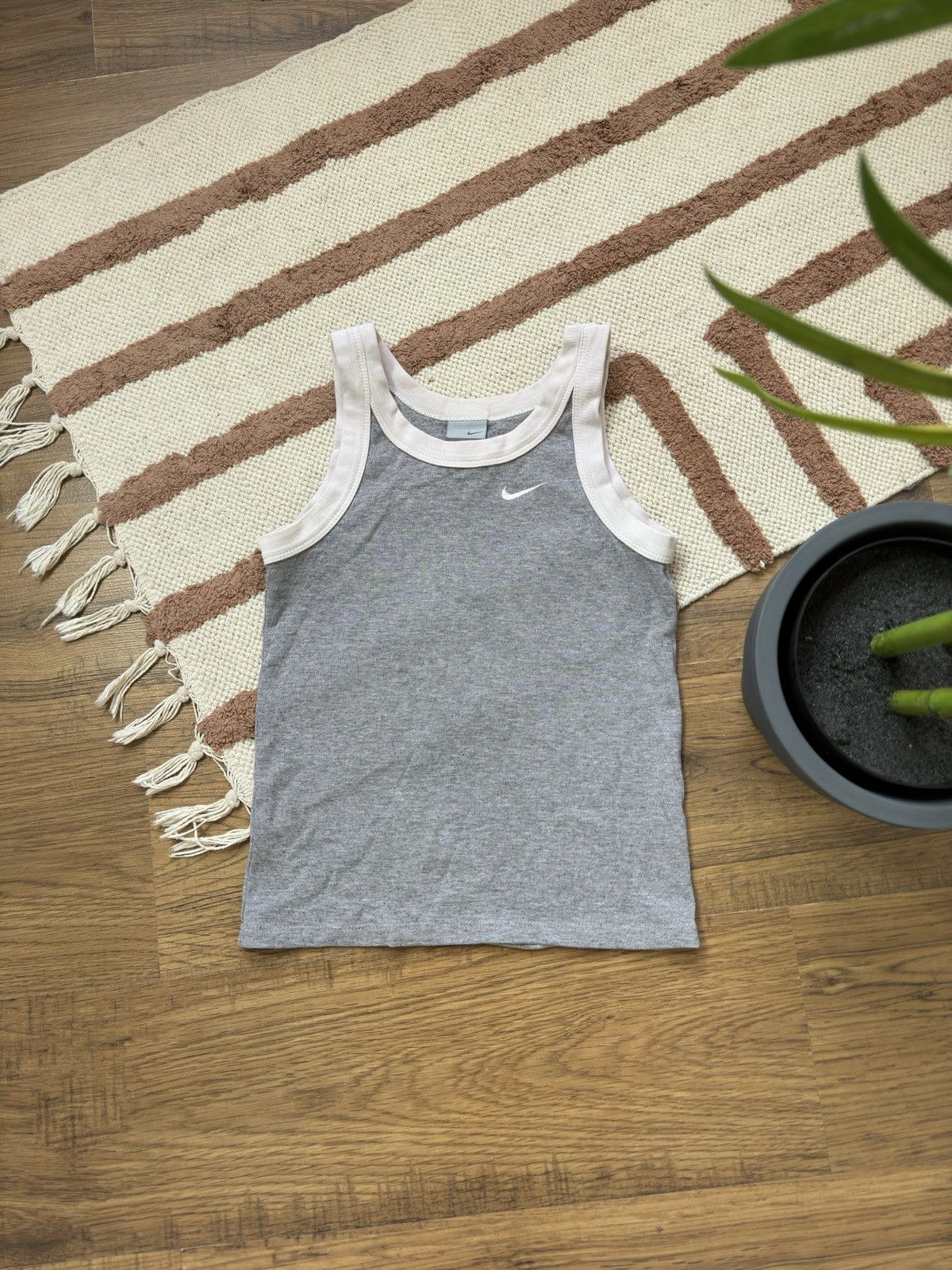 Nike 1990s NIKE MINI SWOOSH TANK TOP Size S / US 4 / IT 40 - 1 Thumbnail