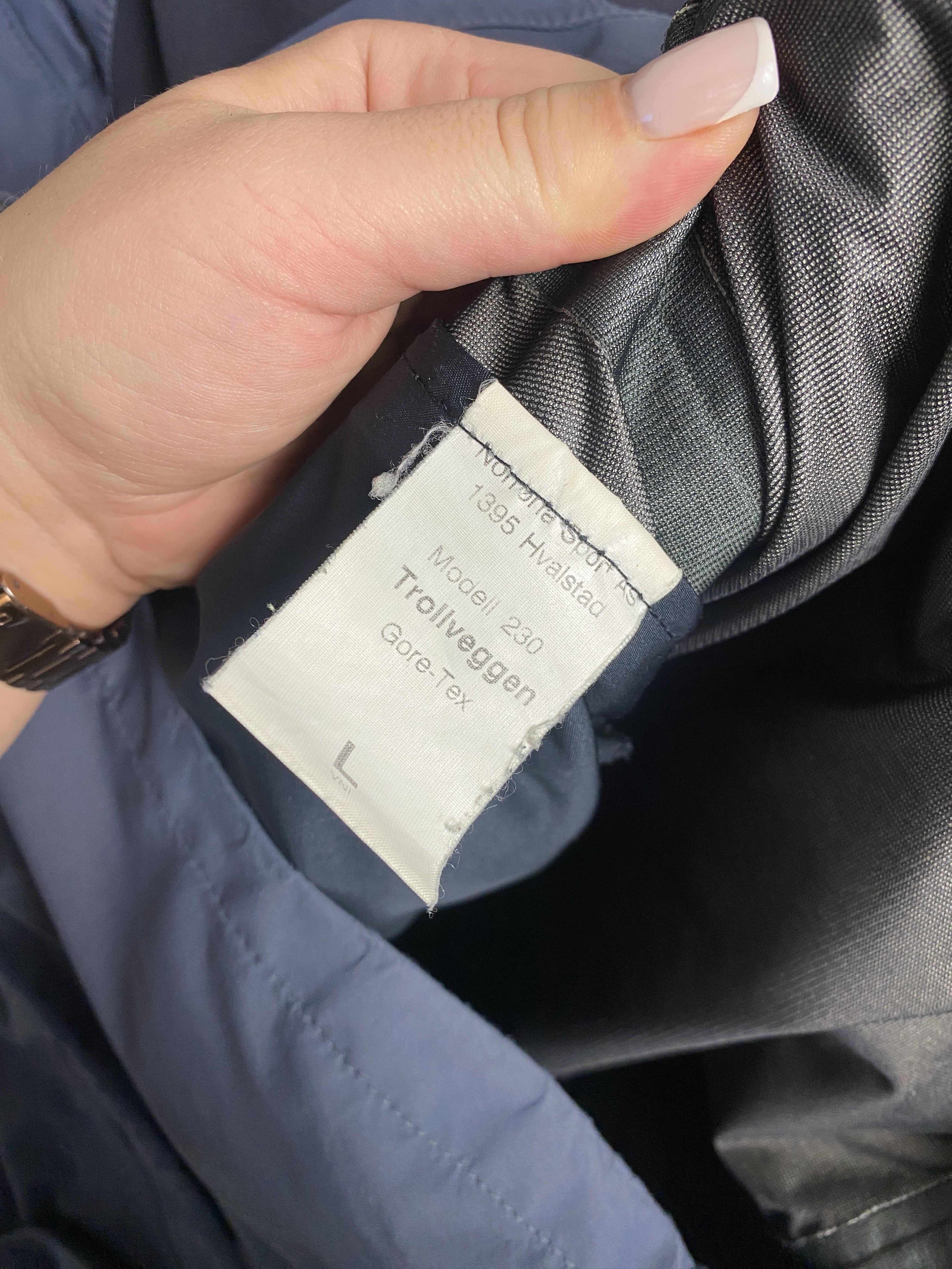 Norrona Norrona Trollveggen Gore tex vintage jacket Size US L / EU 52-54 / 3 - 4 Thumbnail