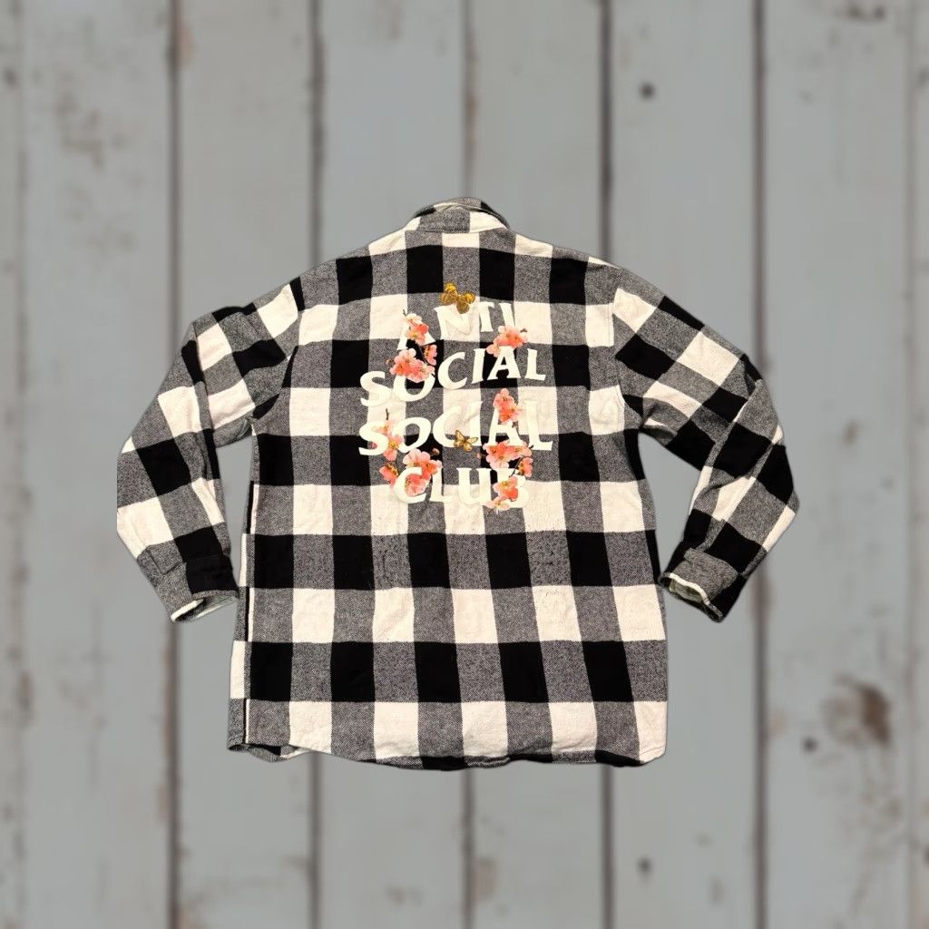 Anti Social Social Club VINTAGE Anti Social Social Club Kkoch Flannel Shirt Men's White Black Floral L Size US L / EU 52-54 / 3 - 1 Thumbnail