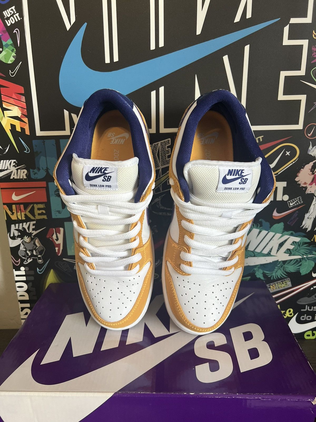 Nike Nike SB Dunk Low ‘Laser Orange’ Size 8.5 Size US 8.5 / EU 41-42 - 4 Thumbnail