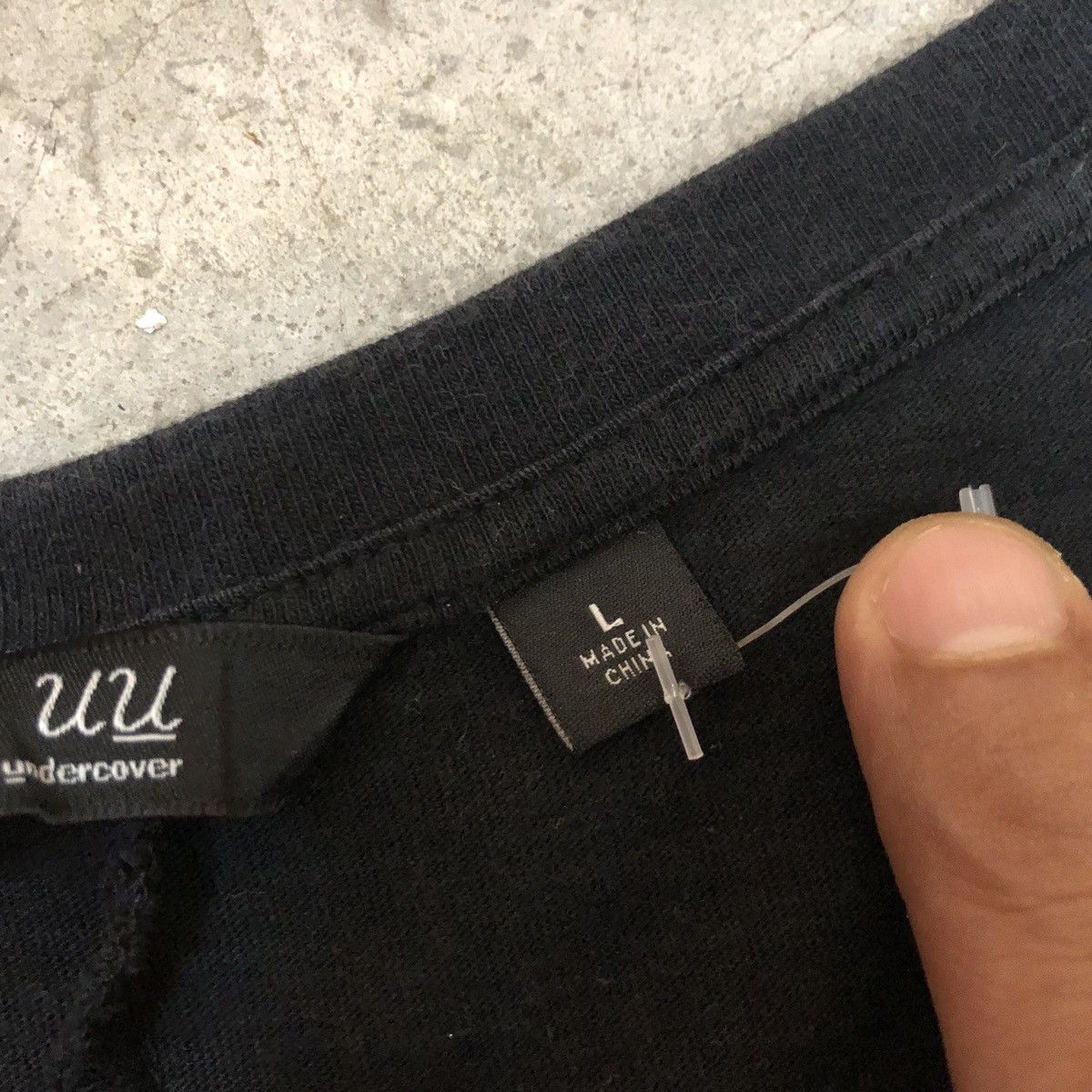 Japanese Brand Undercover X Uniqlo Skull Tee Size US L / EU 52-54 / 3 - 10 Thumbnail