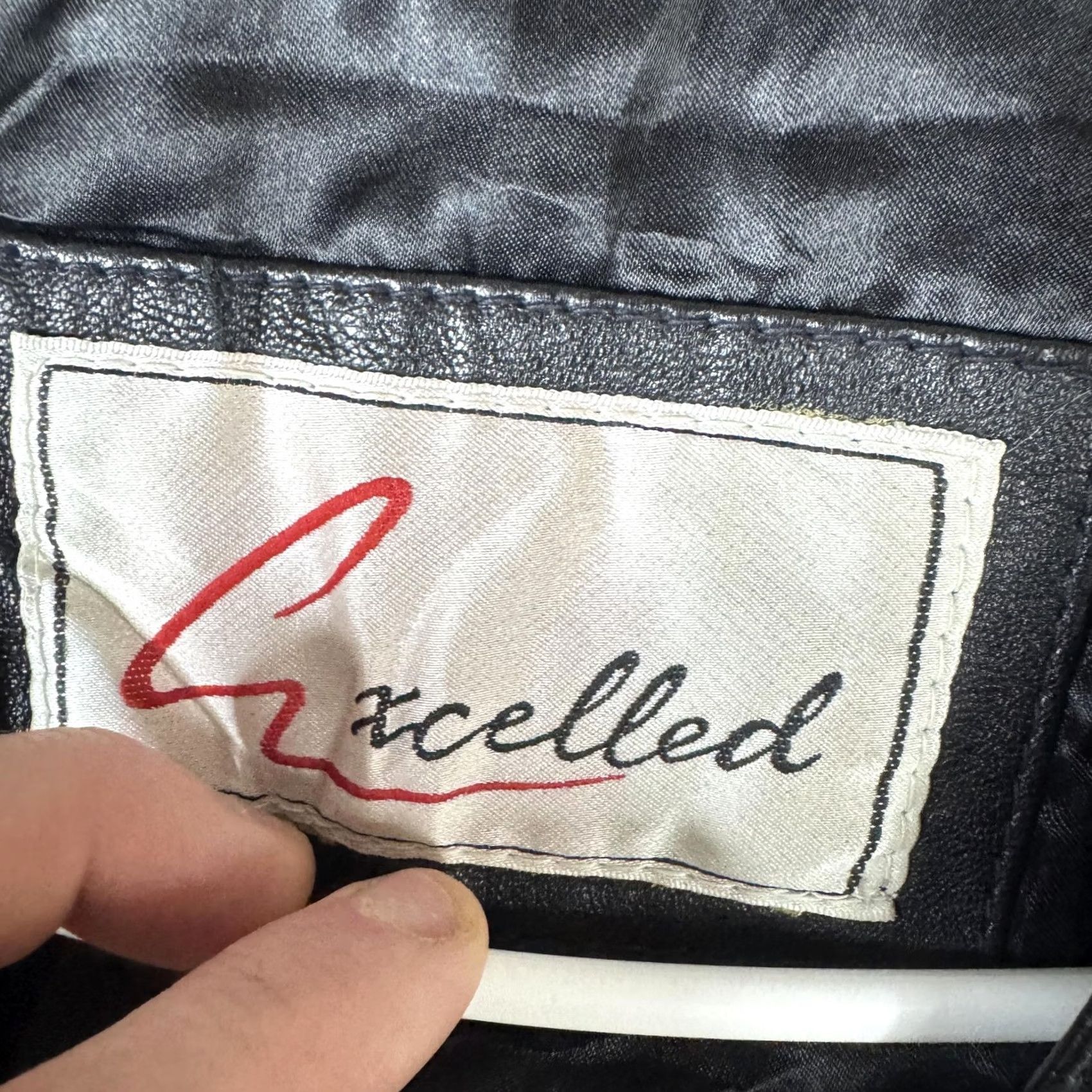 Vintage Excelled Vest Womens Medium Black Leather Snap Front Pockets Biker Moto Size M / US 6-8 / IT 42-44 - 5 Thumbnail