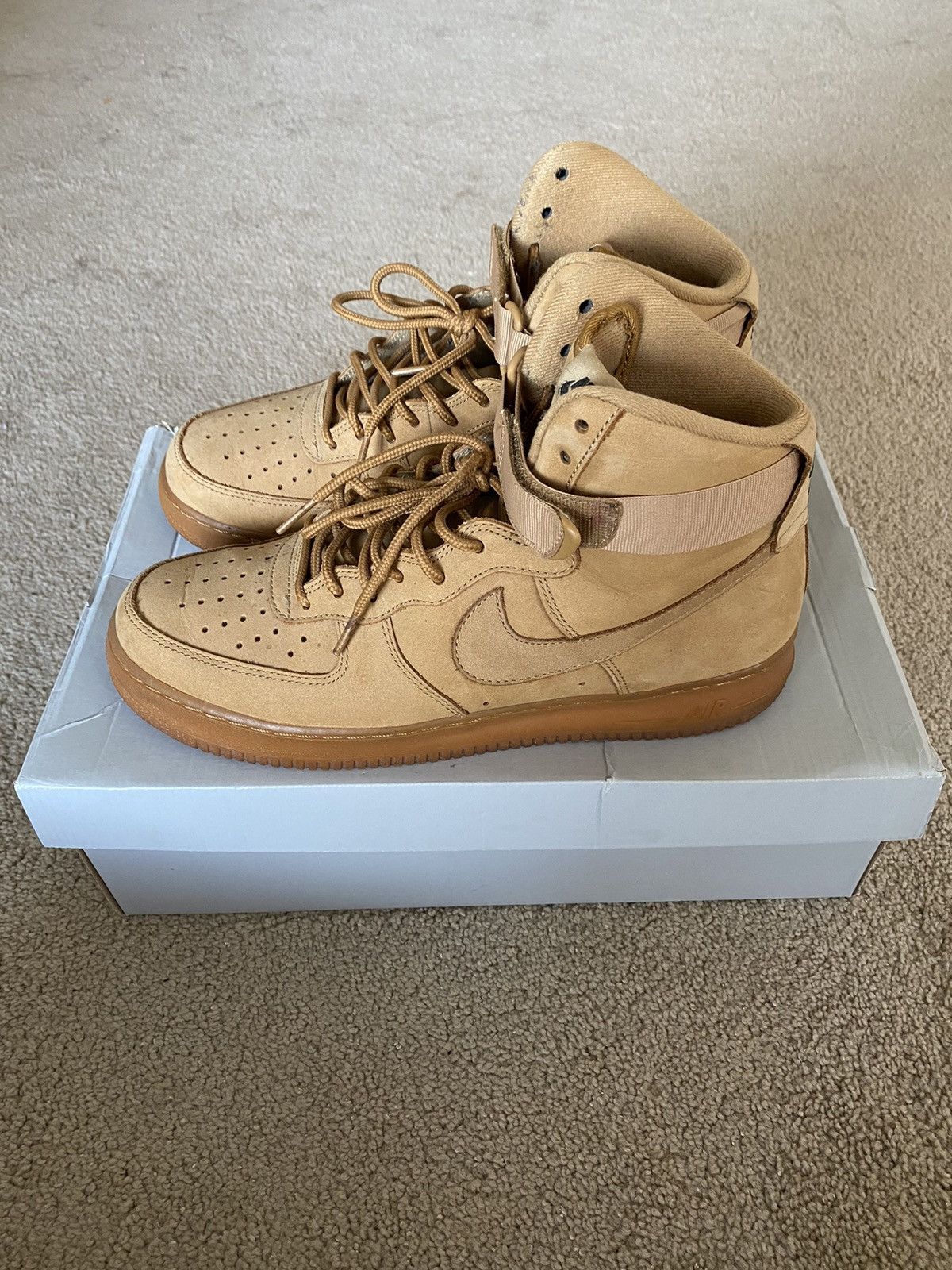 Nike Nike Air Force 1 High Wheat 2015 Size 10 Size US 10 / EU 43 - 2 Thumbnail