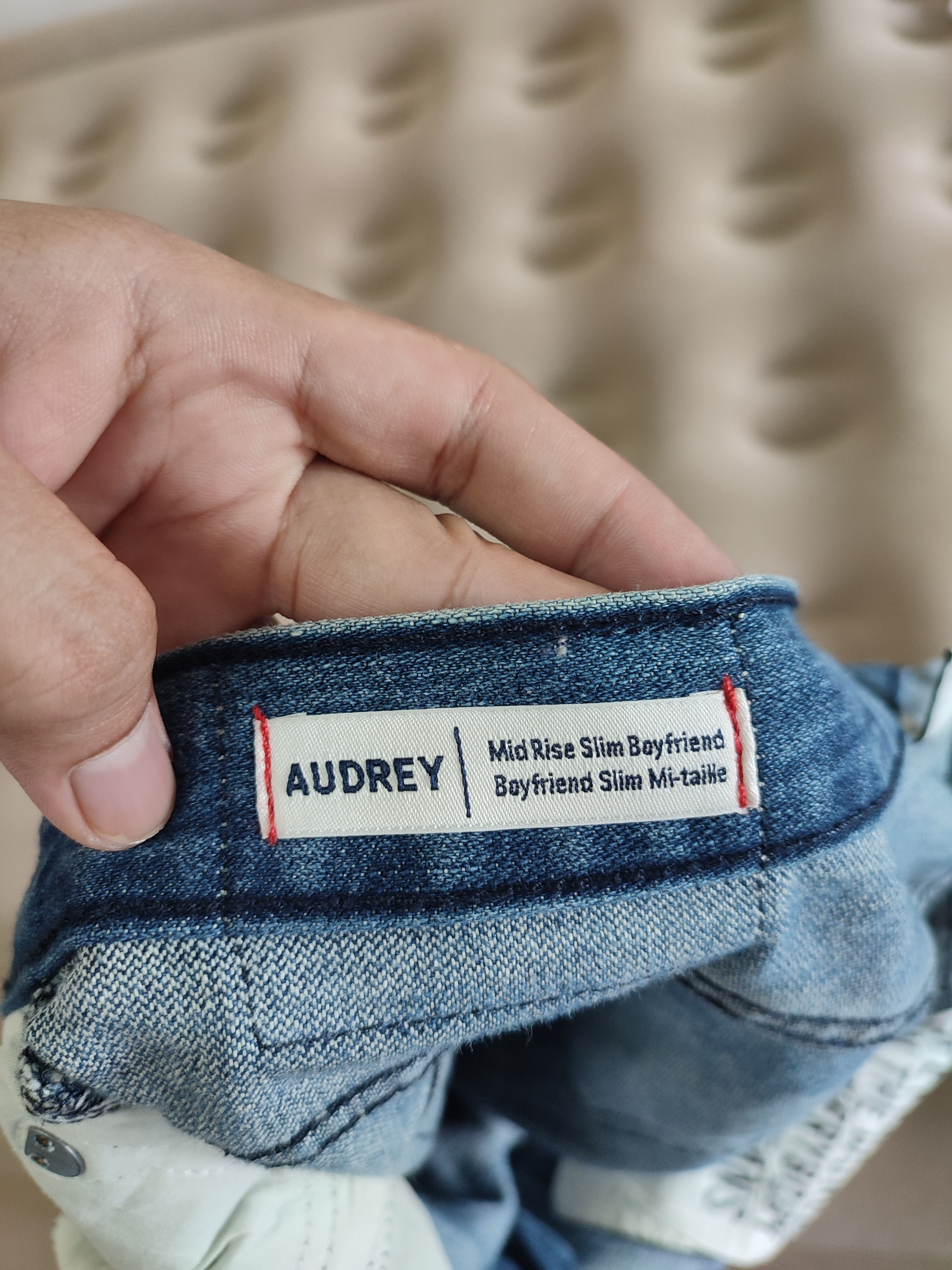 True Religion Vintage True Religion Embroidery Jeans Size US 34 / EU 50 - 10 Thumbnail