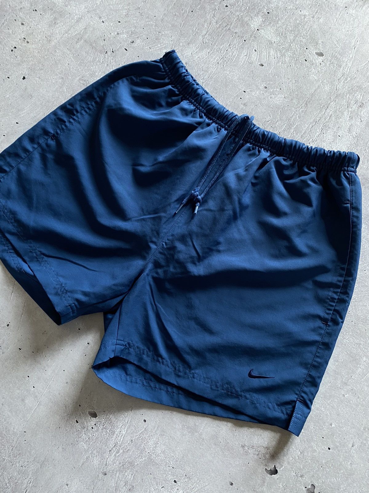 Nike × Vintage 🧨Vintage Nike Mini Logo Shorts Y2K Rare Retro Hype Size US 32 / EU 48 - 1 Thumbnail