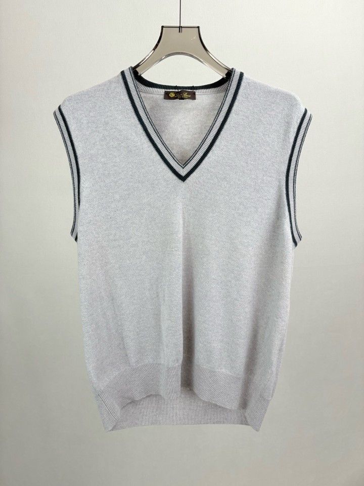 Loro Piana Loro Piana Cashmere V-Neck Vest Size 52 Size US L / EU 52-54 / 3 - 1 Thumbnail