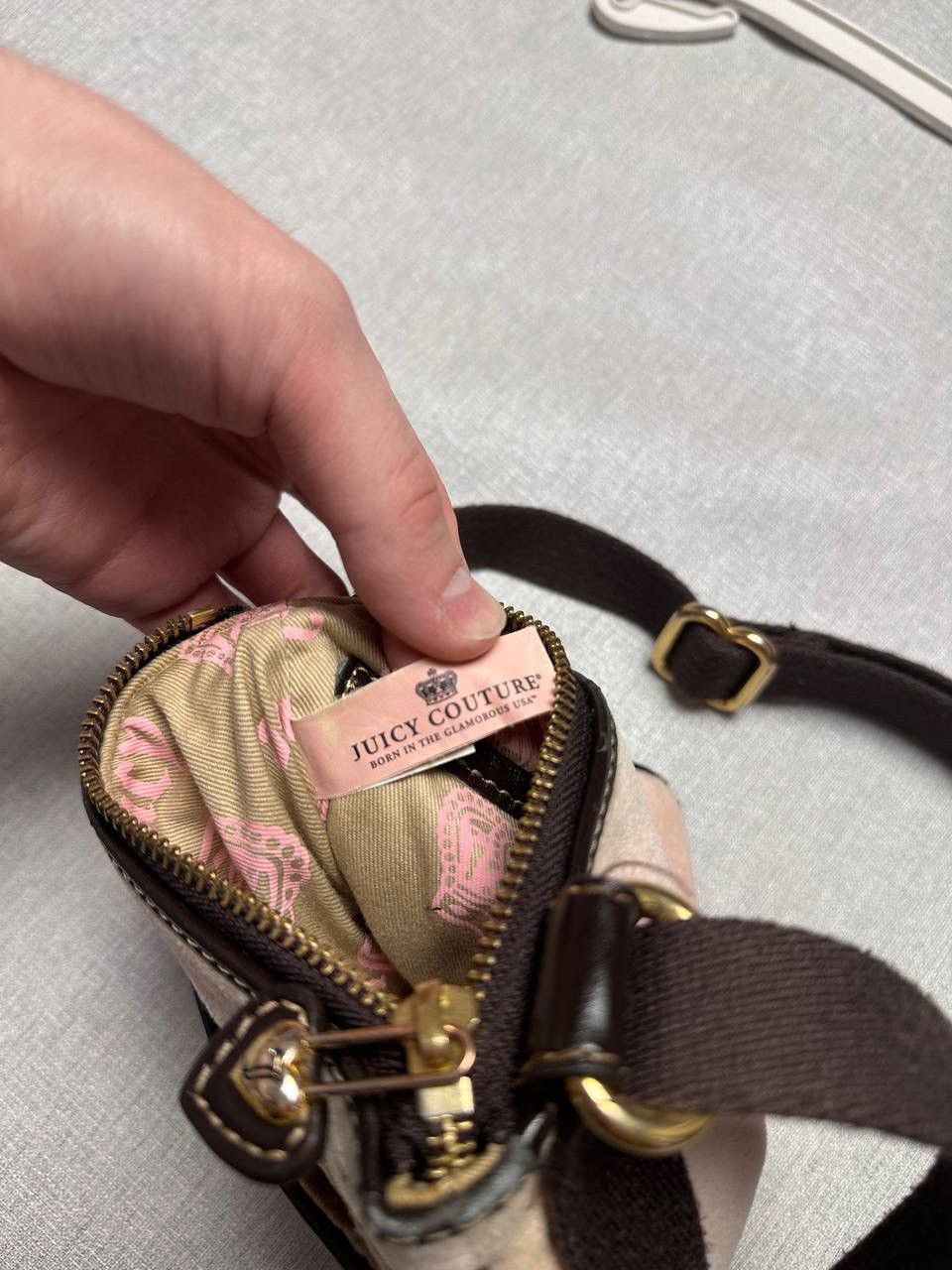 Juicy Couture Juicy Couture Velour Pink Y2K Anatgarde Vintage Barbie Style Size ONE SIZE - 12 Thumbnail