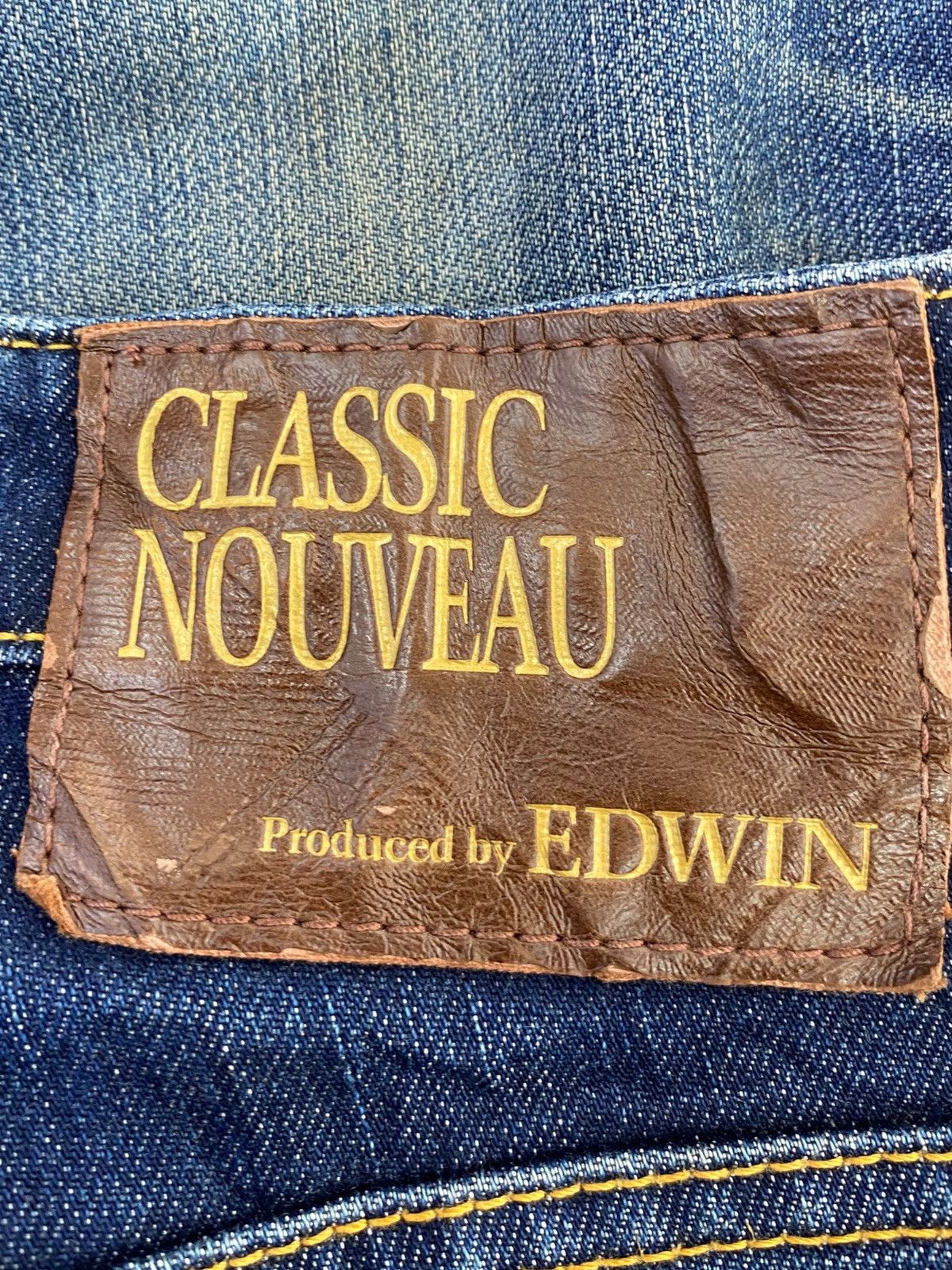 Edwin Vintage Edwin Faded Wash Ripped Style Flare Jeans Size US 30 / EU 46 - 10 Thumbnail