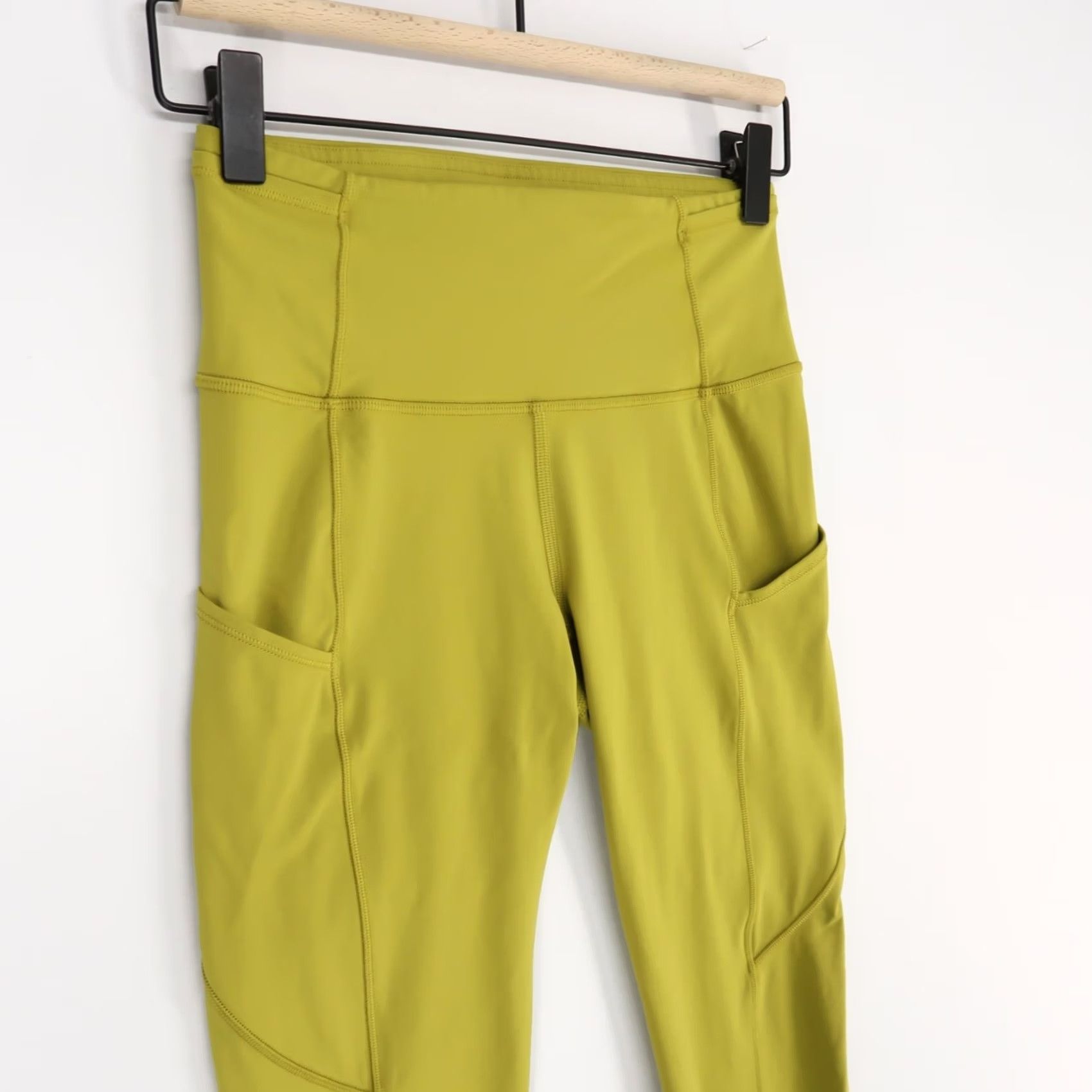 Lululemon Lululemon Womens Leggings 4 Golden Lime High Rise Fast Free Side Pockets Size 27" / US 4 / IT 40 - 2 Thumbnail