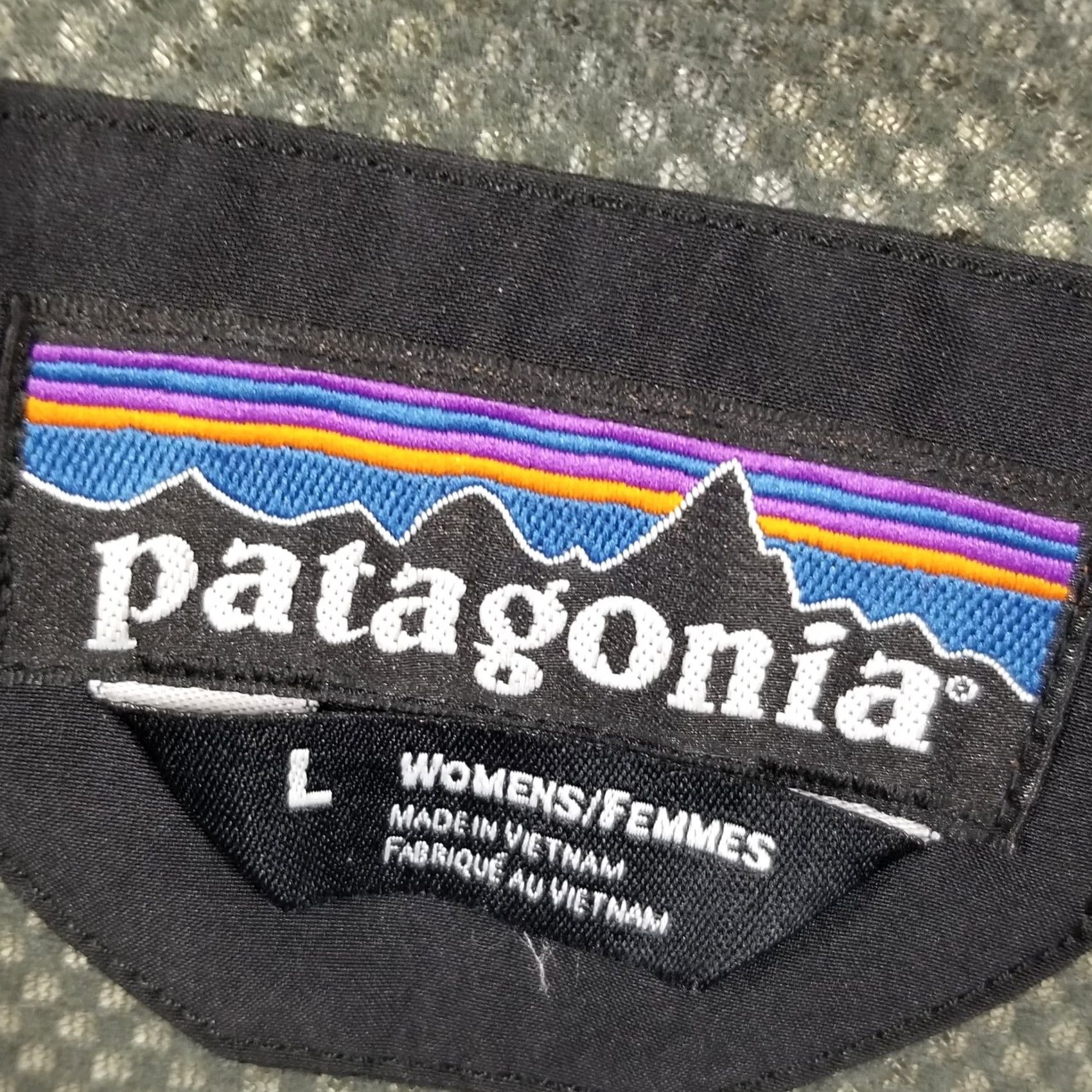 Patagonia Patagonia Powder Bowl Jacket Womens Large Black Solid Zip Insulated Parka Outdoor Ski Fall Winter Casual Travel Regular Mid-Length Size L / US 10 / IT 46 - 6 Thumbnail