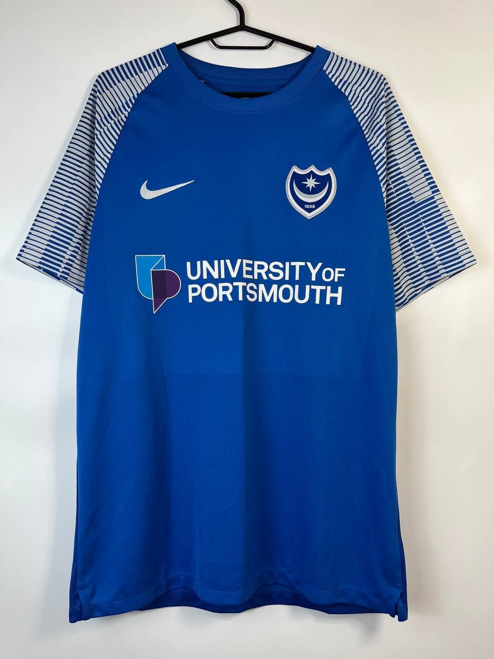 Nike ike Portsmouth FC 2022/23 Home Shirt Football Sz L Size US L / EU 52-54 / 3 - 1 Thumbnail