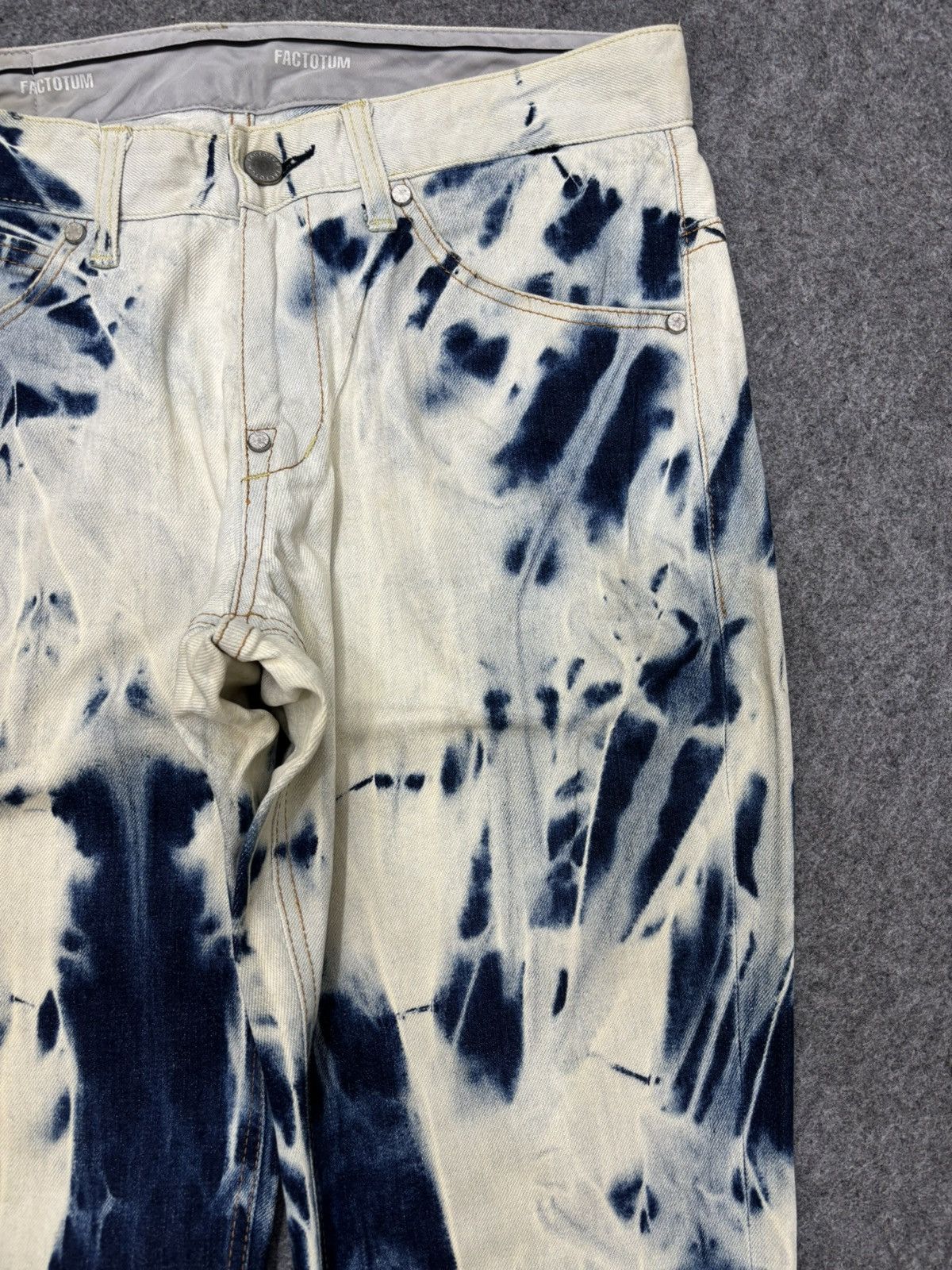 FACTOTUM Vtg FACTOTUM AGITPUNKT KojiUdo Rock&Roll Style Denim F677 Size US 32 / EU 48 - 3 Thumbnail