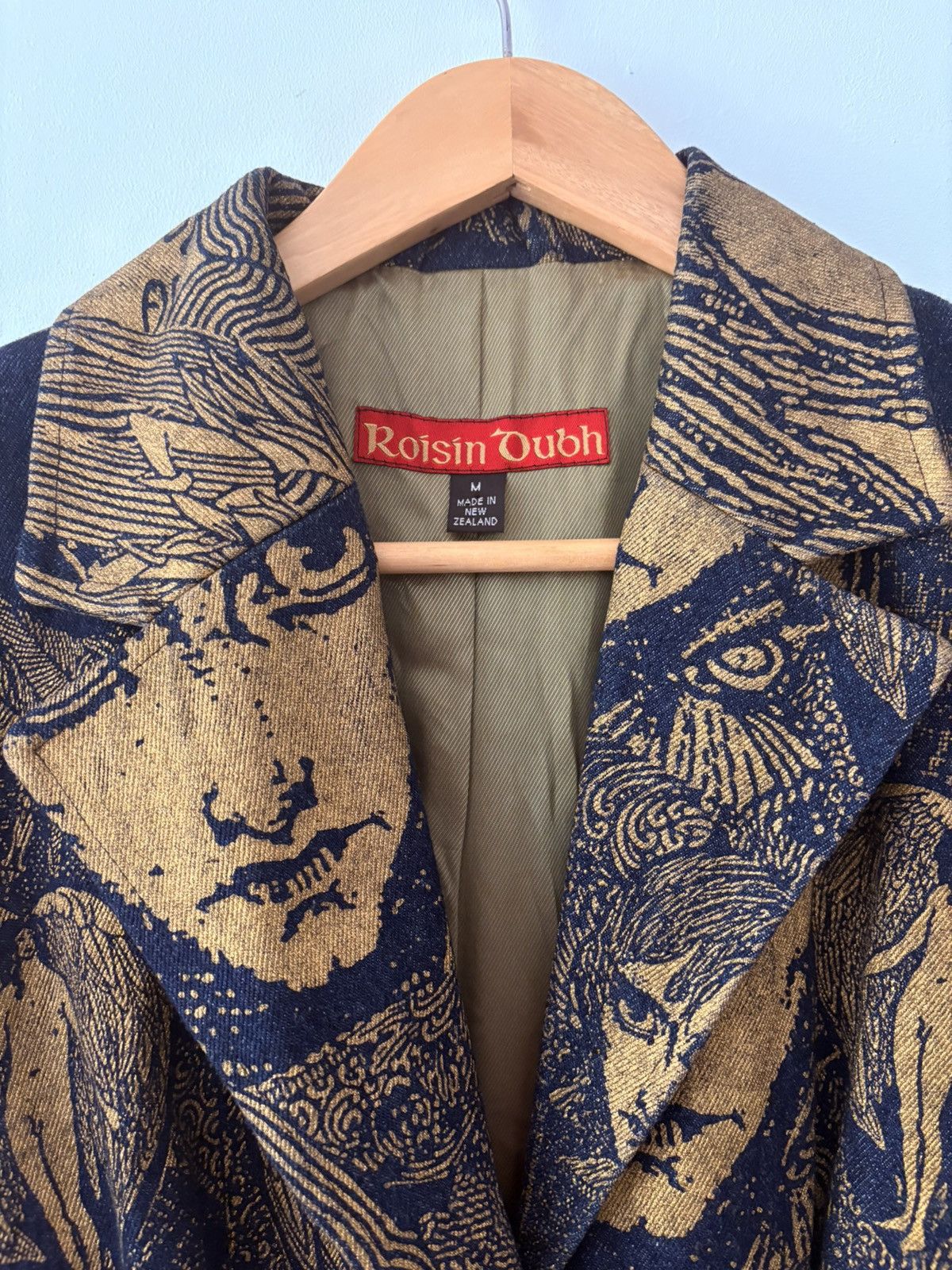 Vintage Roisin Dubh “Soul Gaze” Printed Denim Coat (2003) – Limited Size M / US 6-8 / IT 42-44 - 5 Thumbnail