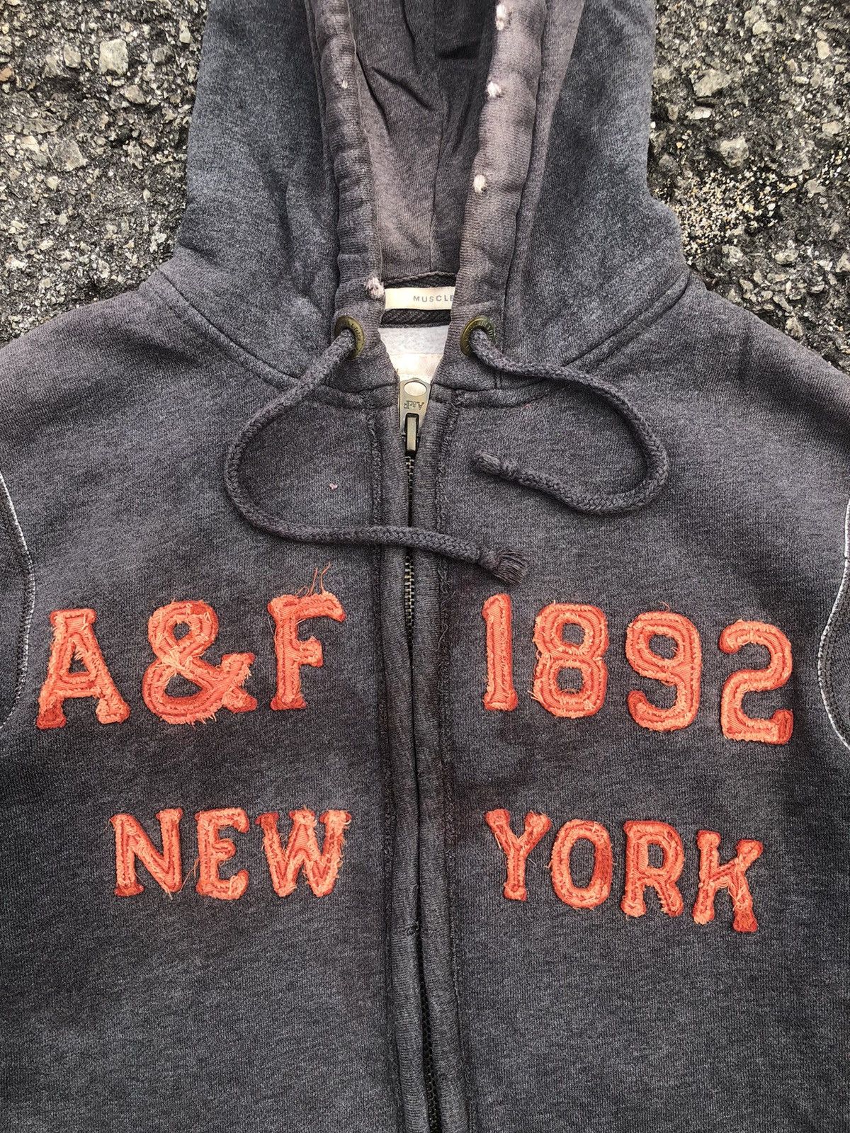 Vintage Vintage Sunfaded Abercrombie & Fitch Zipper Hoodie Size US L / EU 52-54 / 3 - 6 Thumbnail