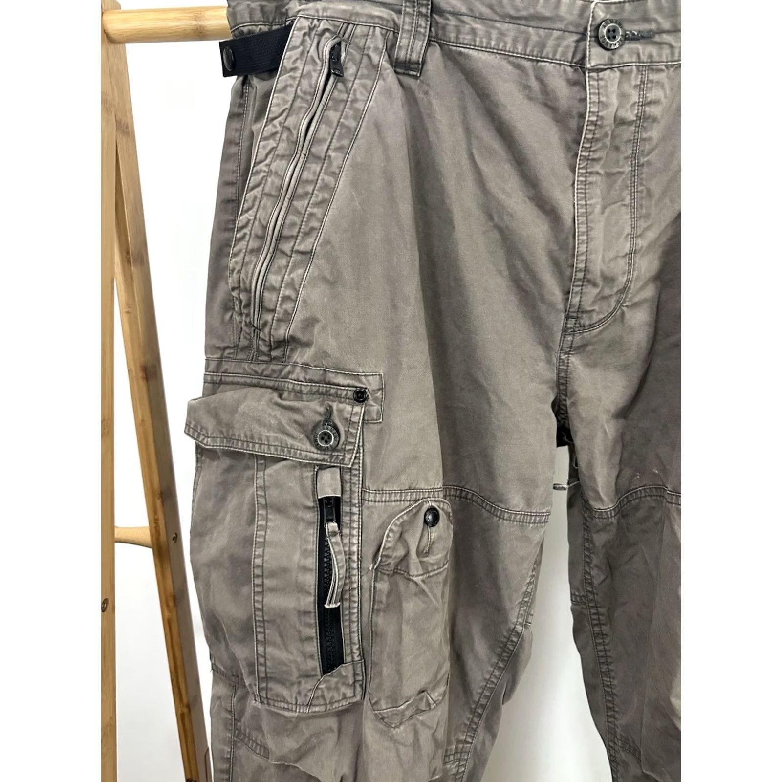 Armani Exchange Armani Exchange Men’s Cargo Zip Pocket Utility Tactical Streetwear Pants 40 Khaki Military Combat Distressing String 30 Inseam Men Size US 40 / EU 56 - 5 Thumbnail