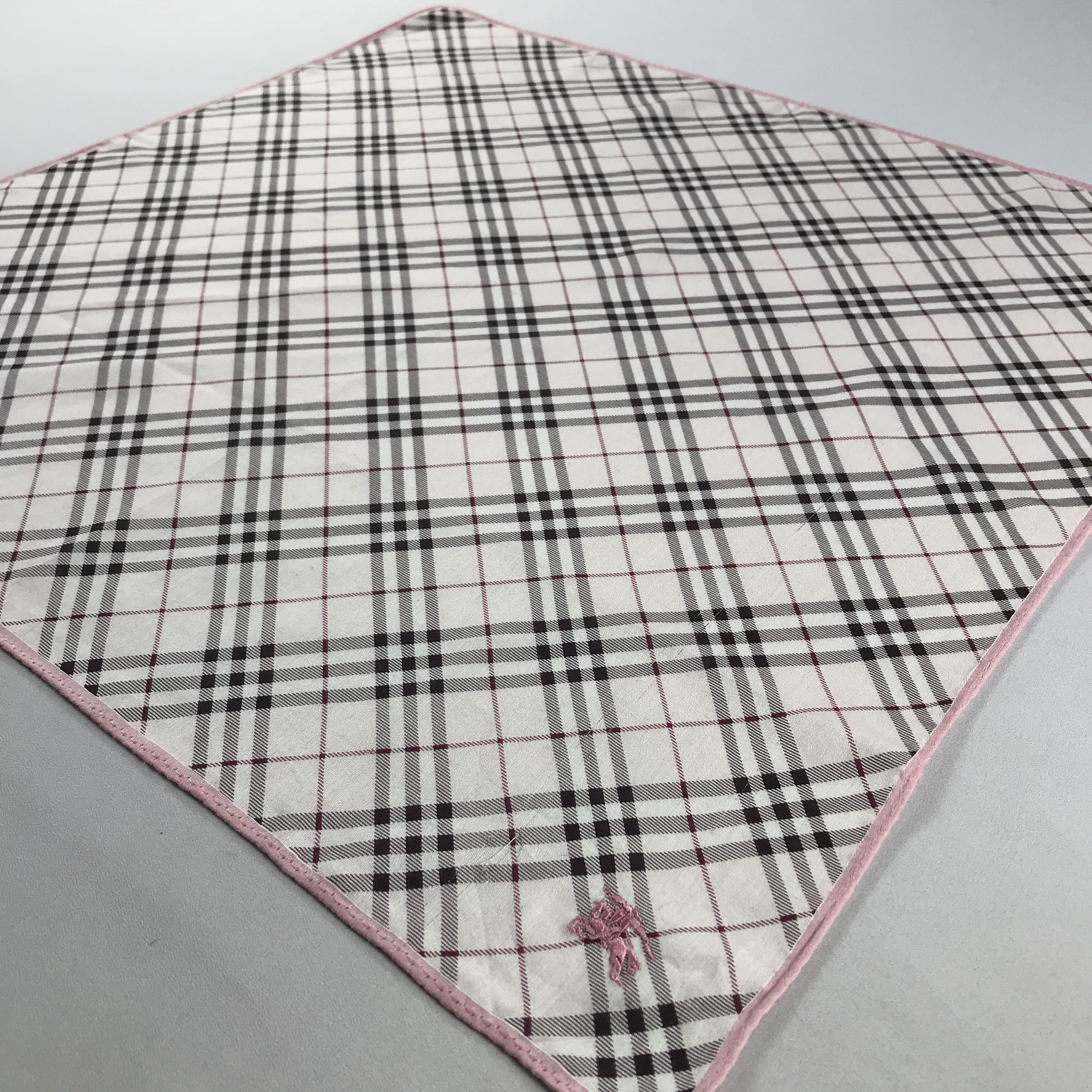 Burberry Burberry Handkerchief / Bandana / Neckerchief C757 Size ONE SIZE - 4 Thumbnail