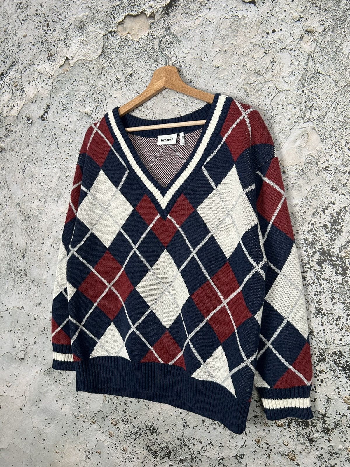 Weekday Weekday North V Neck Sweater Knit Streetwear Elegant Hype Size US XS / EU 42 / 0 - 2 Thumbnail