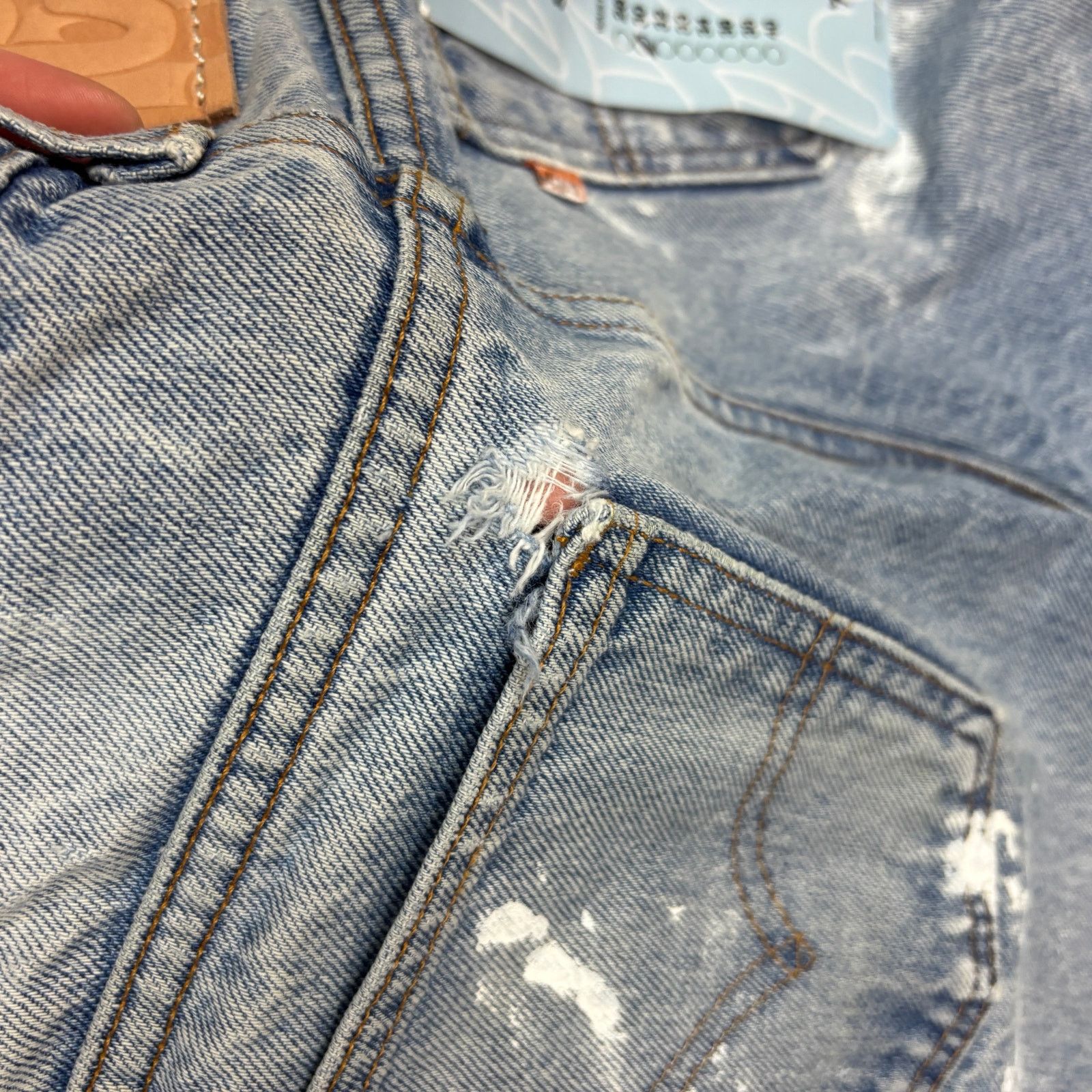 Mifland Mifland Vintage 90 Levi’s Jeans Straight Leg Paint 30x28 Size US 30 / EU 46 - 11 Thumbnail