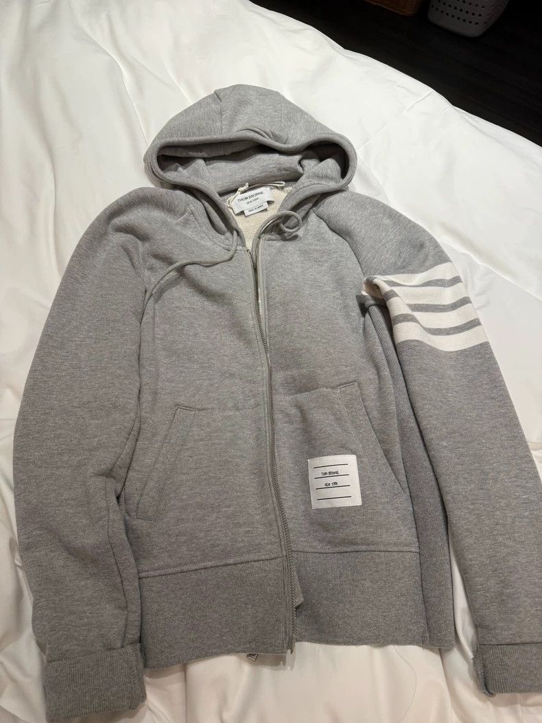Thom Browne Thom browne Gray classic four-striped long-sleeved zipper h Size M / US 6-8 / IT 42-44 - 1 Thumbnail