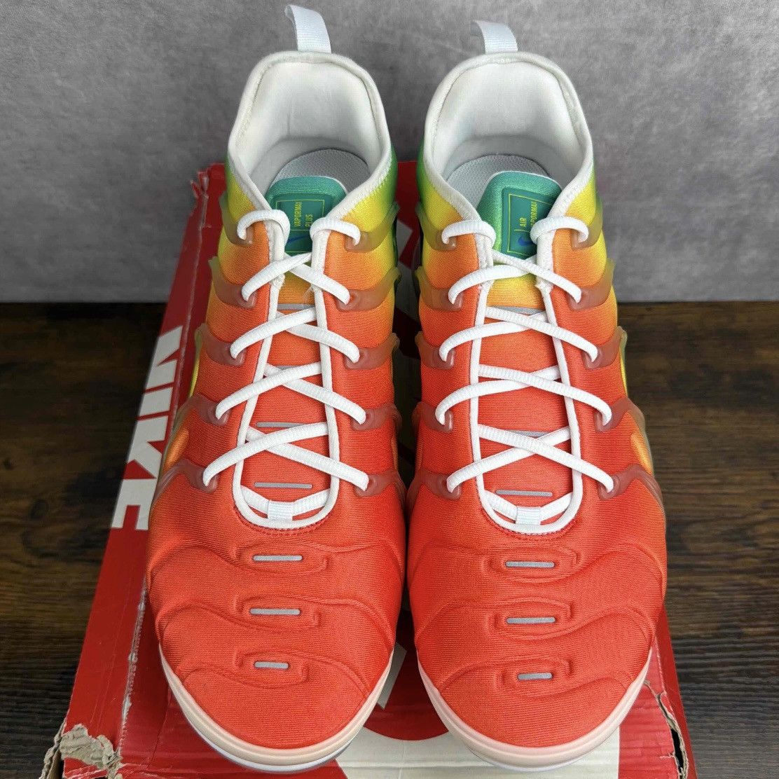 Nike NEW Nike Air VaporMax Plus Rainbow Tie-Dye Air 924453-103 OG Size US 13 / EU 46 - 5 Thumbnail