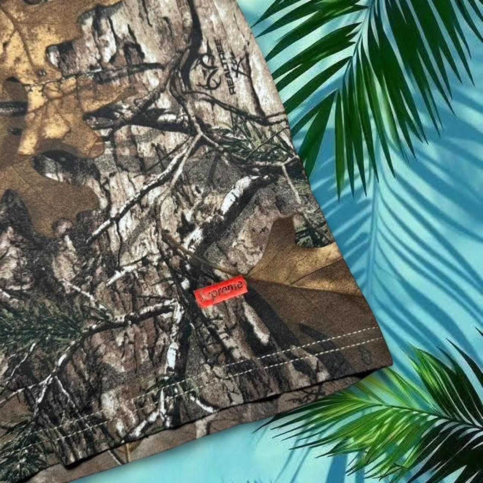Supreme Supreme x Hanes Real Tree camouflage collab SS17 Rare Hype Size US S / EU 44-46 / 1 - 4 Thumbnail