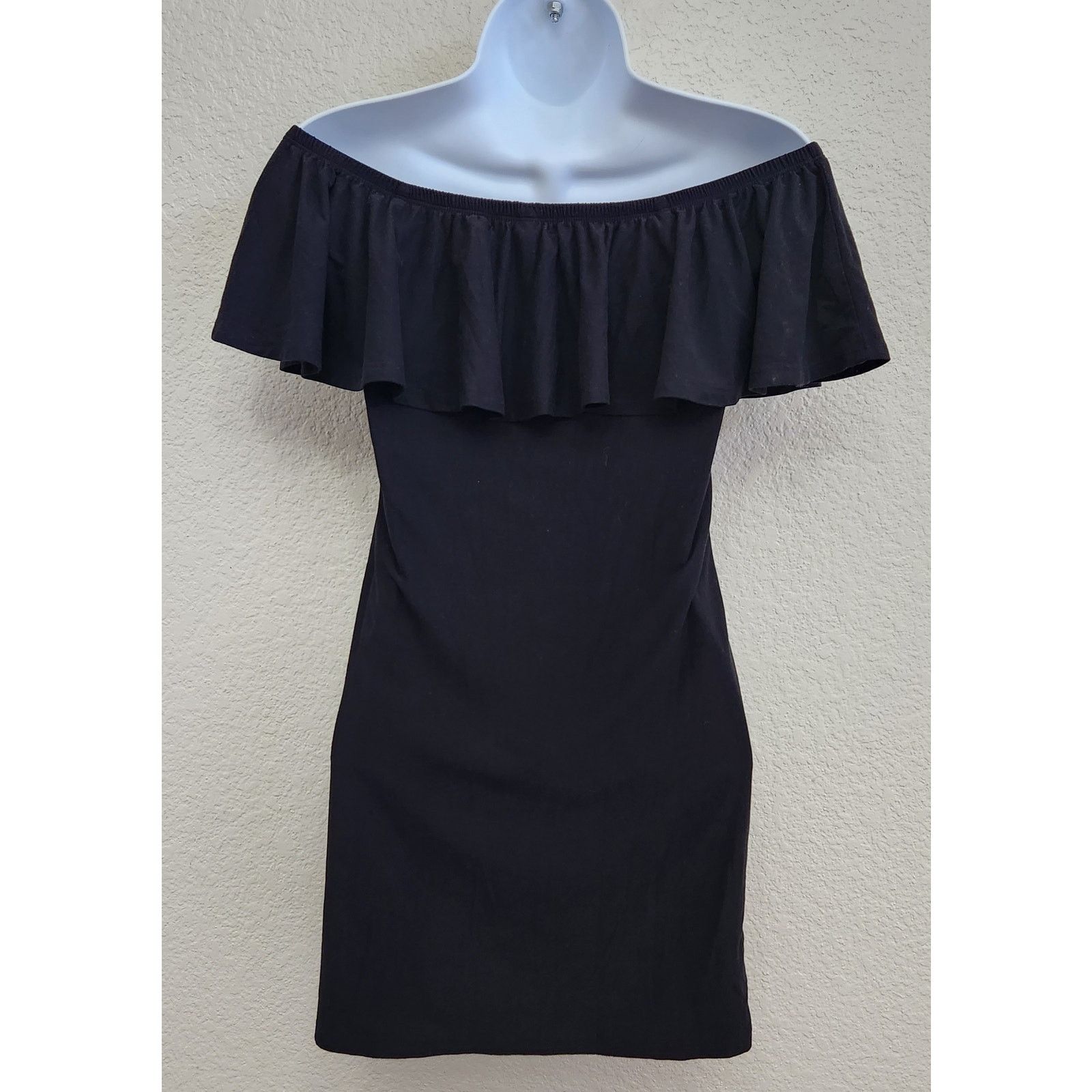 Other Derek Heart Black Off The Shoulder Ruffled Top Small Stretch Size S / US 4 / IT 40 - 2 Thumbnail