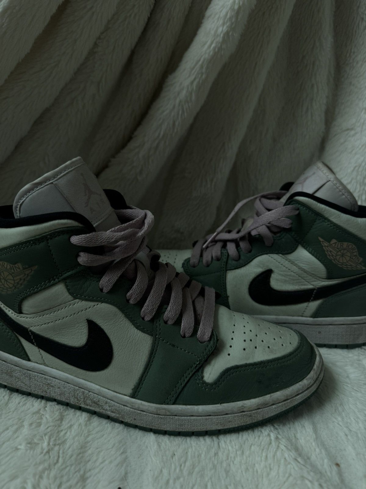 Nike Air Jordan 1 Mid SE “Dutch Green” Size US 7.5 / IT 37.5 - 5 Thumbnail