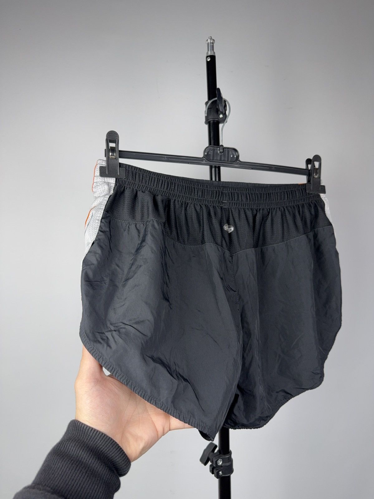 Asics Vintage Retro 00s Asics Black Orange Split Running Shorts S Size US 30 / EU 46 - 5 Thumbnail