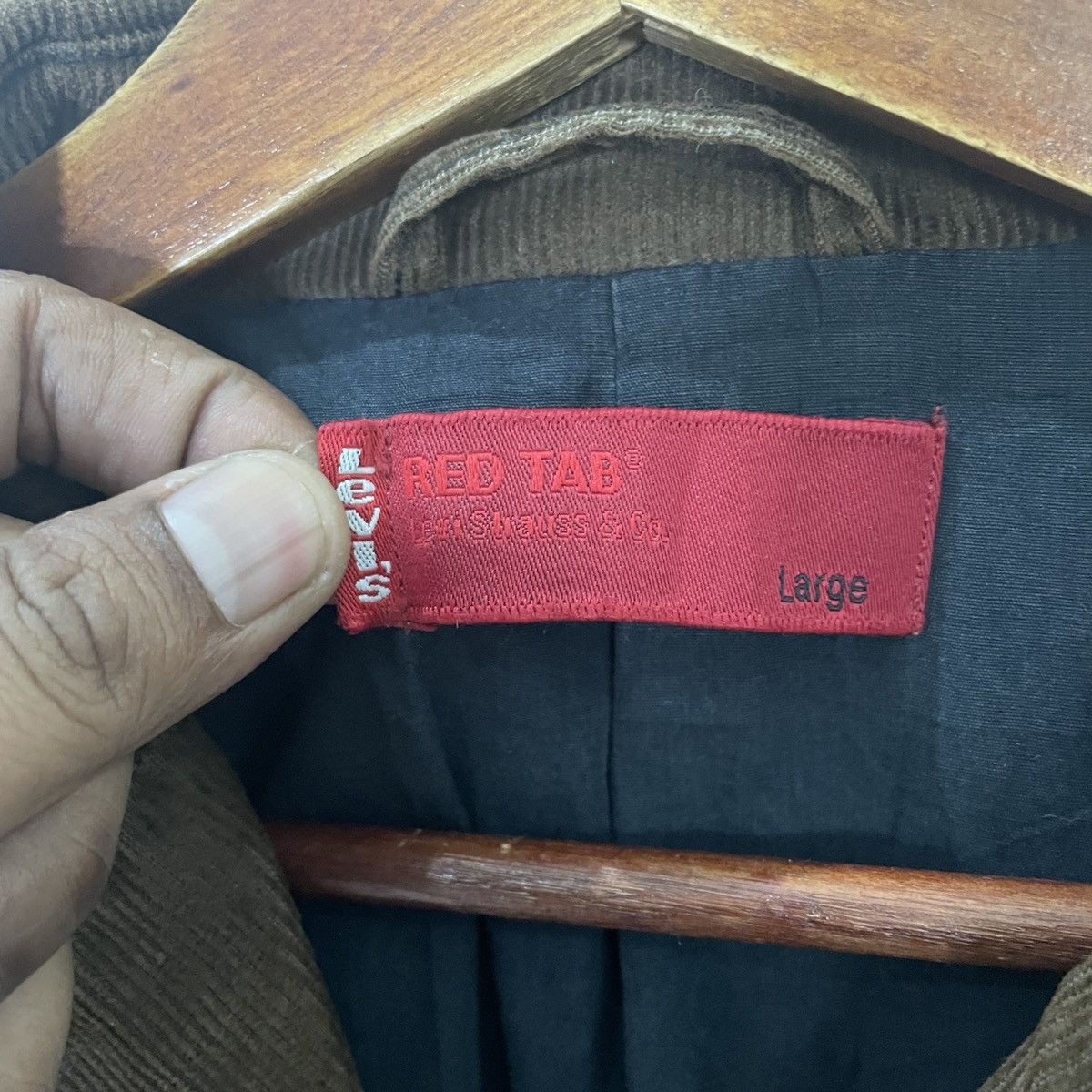 Levi's Vintage Levis Red Tab Corduroy Jacket Size US M / EU 48-50 / 2 - 5 Thumbnail