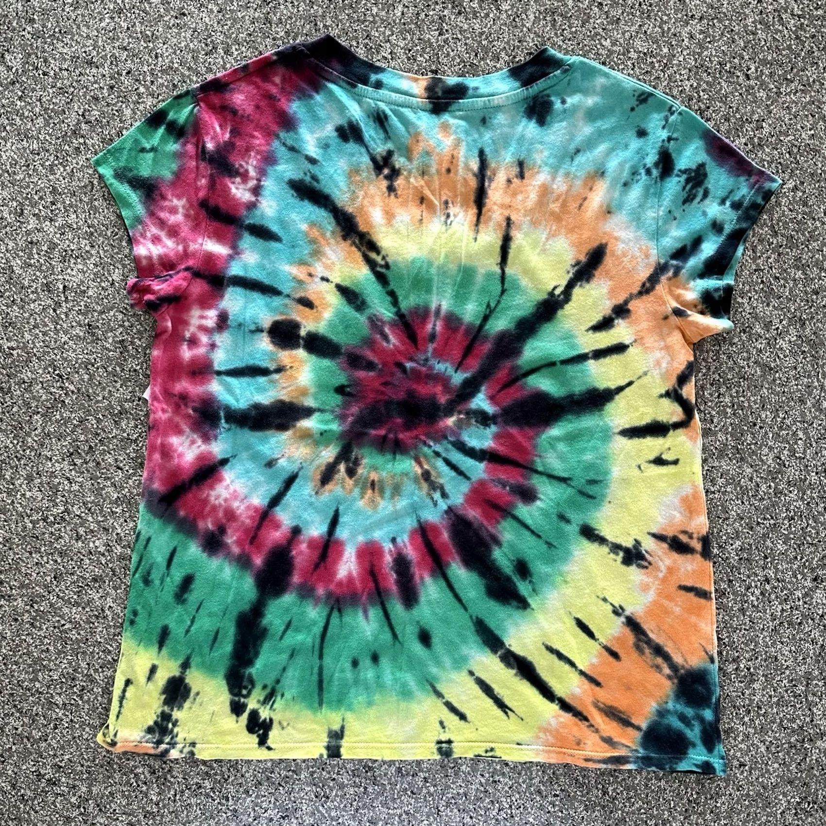 Disney Disney Imelda Hector Valentine Tie Dye V Neck Shirt Women’s M Shirt Women M Disney Colorful Tie Dye 90s? Size M / US 6-8 / IT 42-44 - 5 Thumbnail