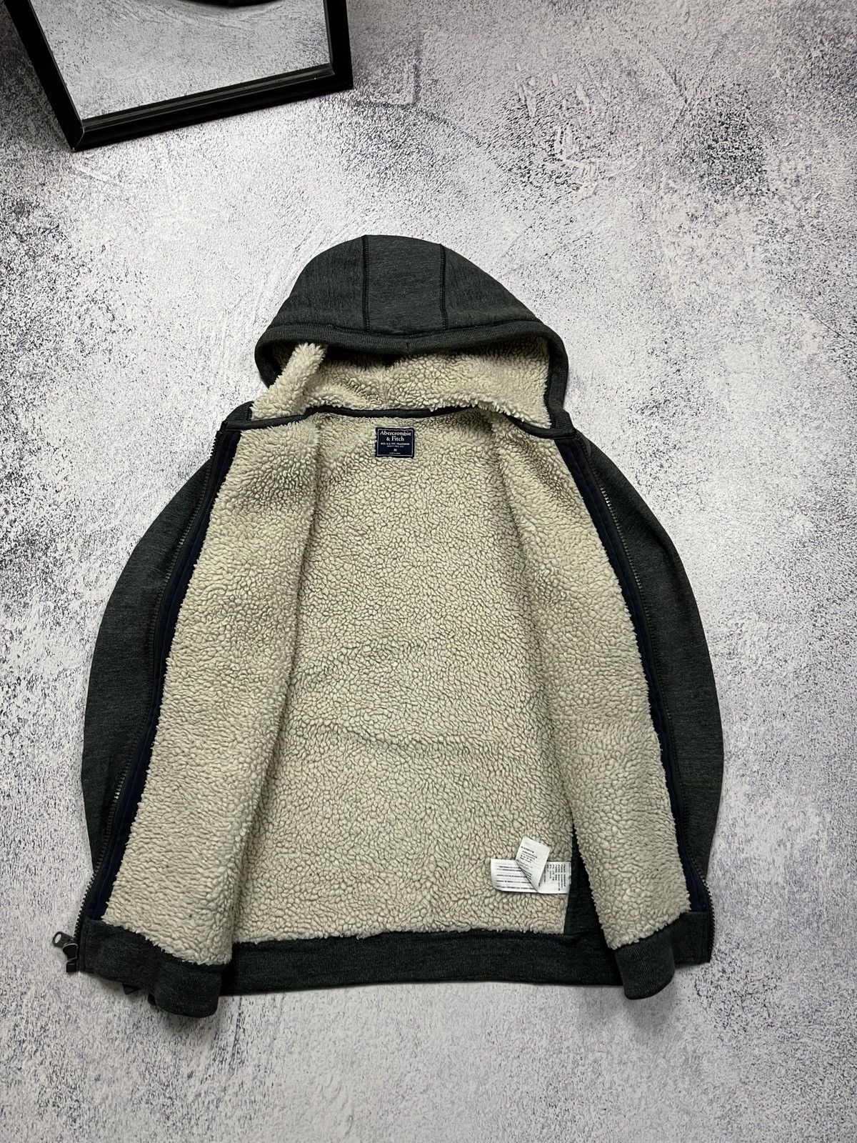 Abercrombie & Fitch Y2K Abercrombie Zip Hoodie Faux Fur LGB Style Avant Garde Size US L / EU 52-54 / 3 - 9 Thumbnail
