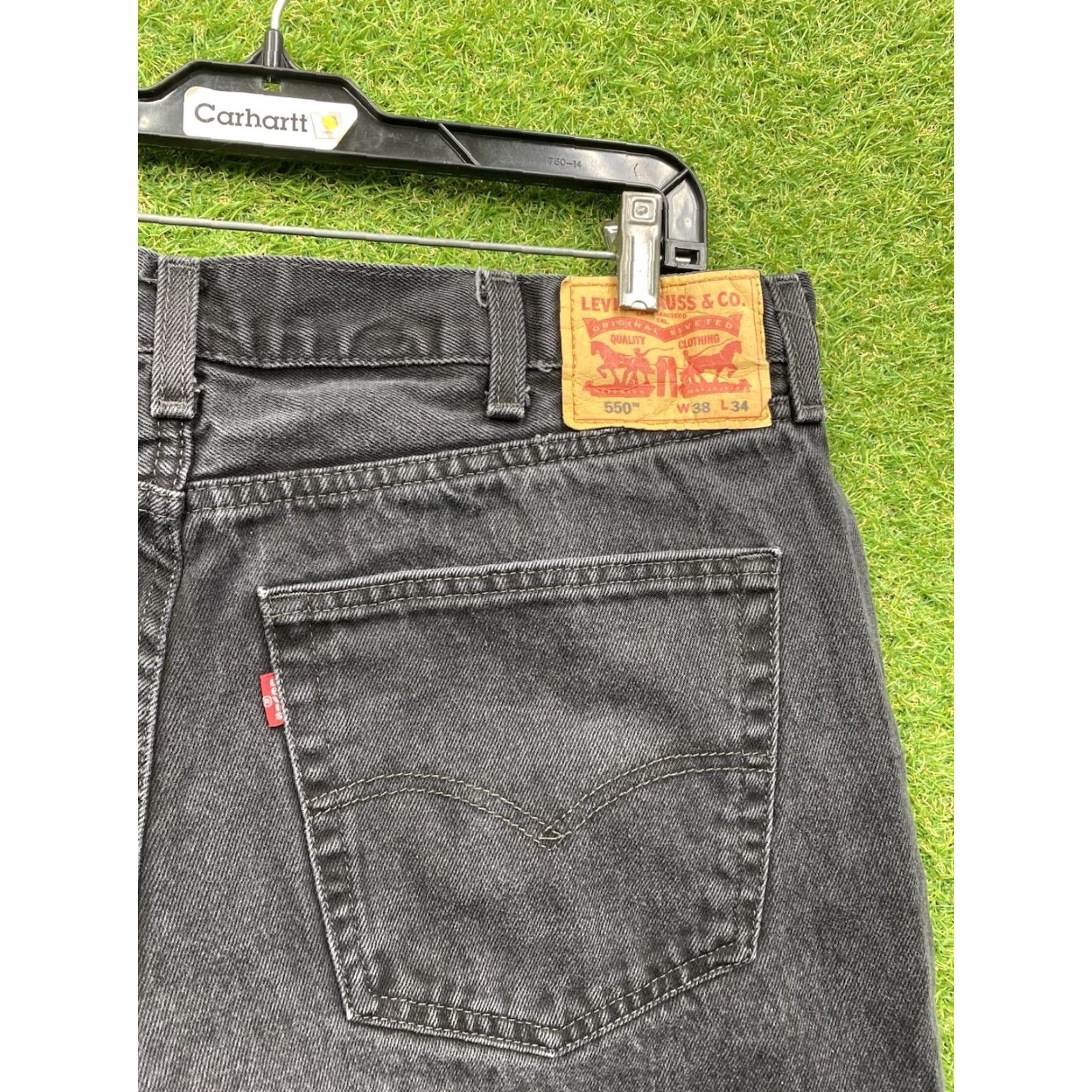 Levi's VINTAGE Levi's 550 Jeans Mens 38x34 Black Relaxed Tapered 90s Grunge USA Work Denim Size 38 Mens Size US 38 / EU 54 - 4 Thumbnail