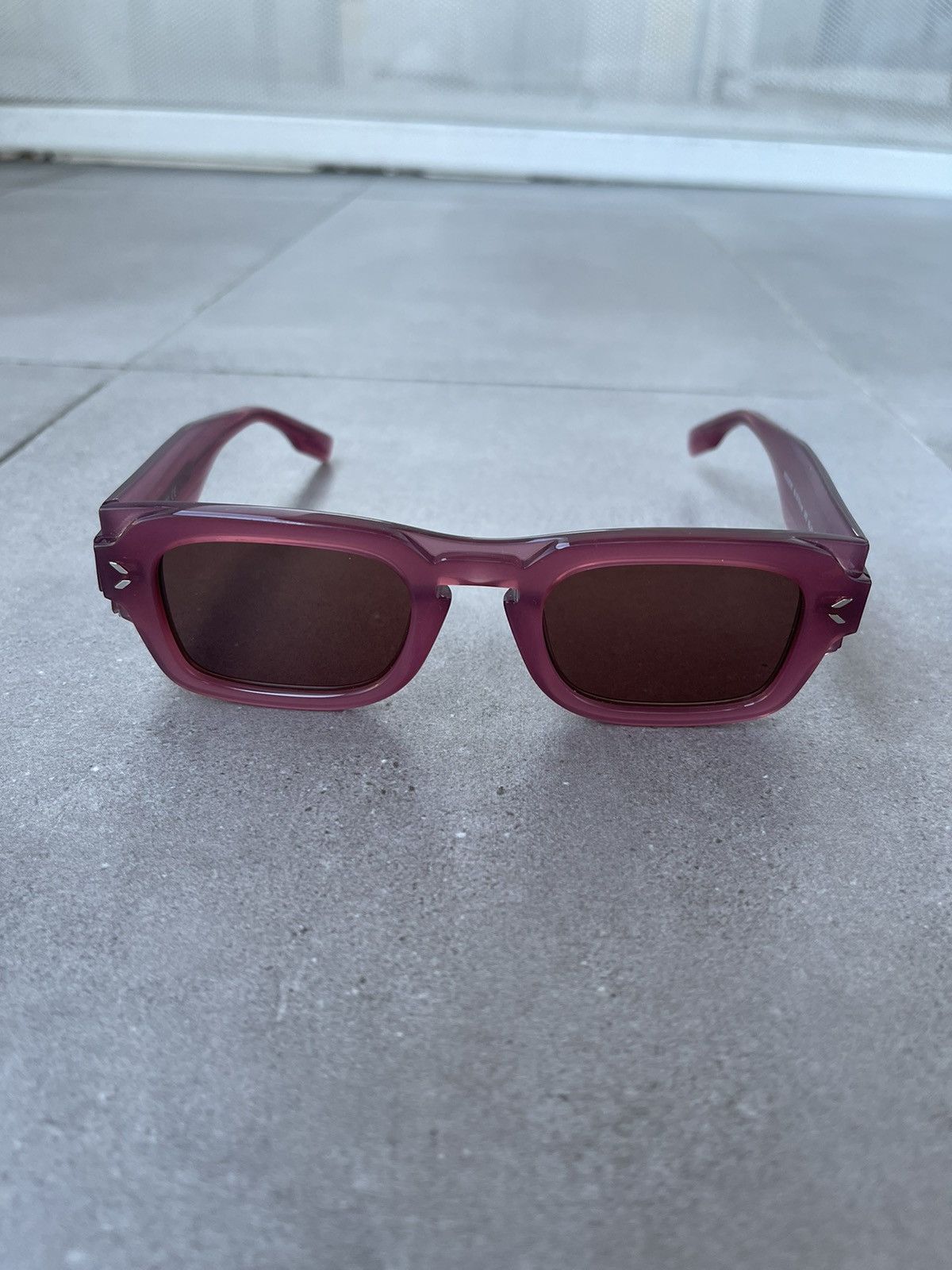 Alexander McQueen !DS! Alexander Mcqueen MQ0359S Tiny Violet Square Sunglasses Size ONE SIZE - 5 Thumbnail