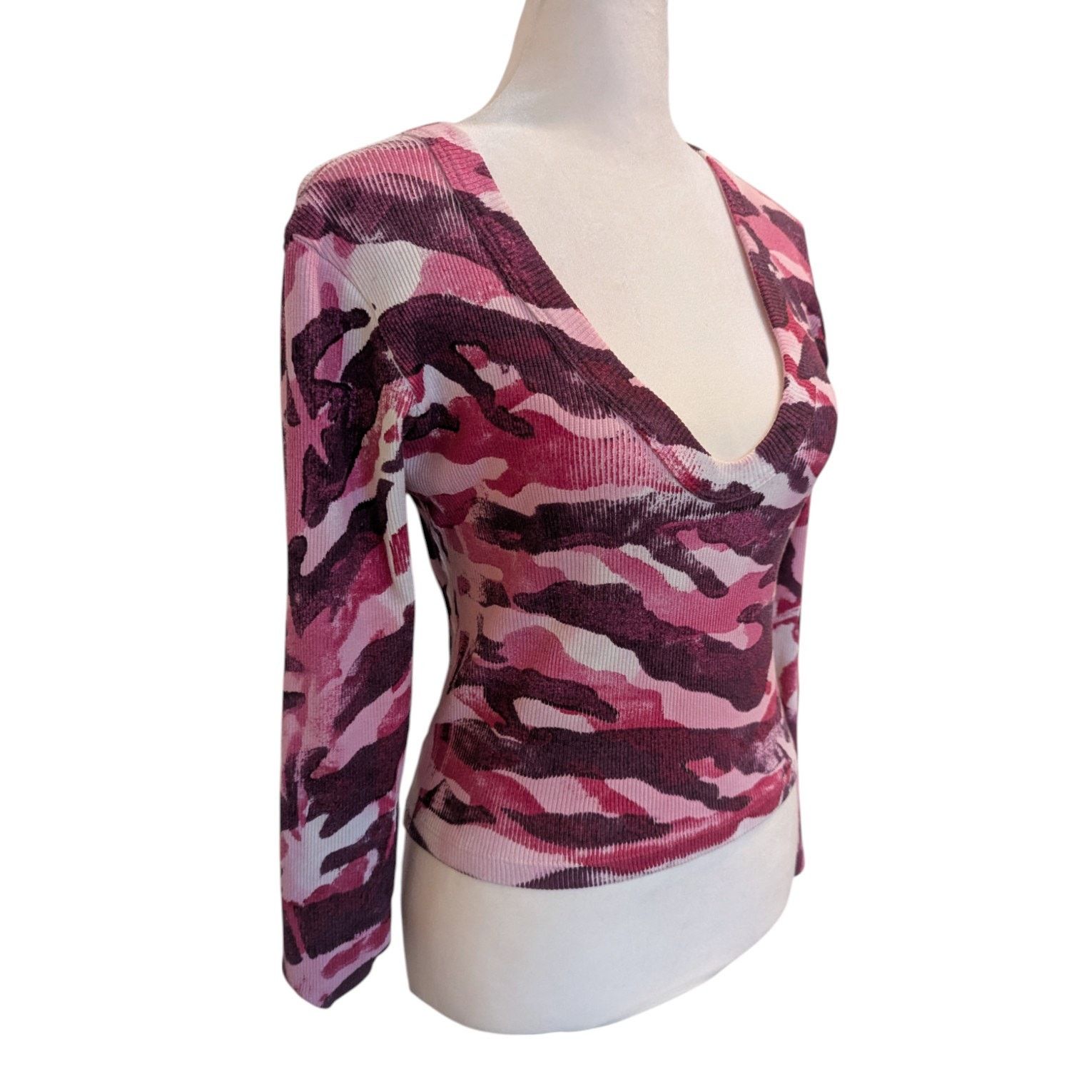 Big Bud Press Many Colors Big Bud Press Paint Stamped Pink Camo V-Neck Top Size XXS / US 00 / IT 34 - 3 Thumbnail