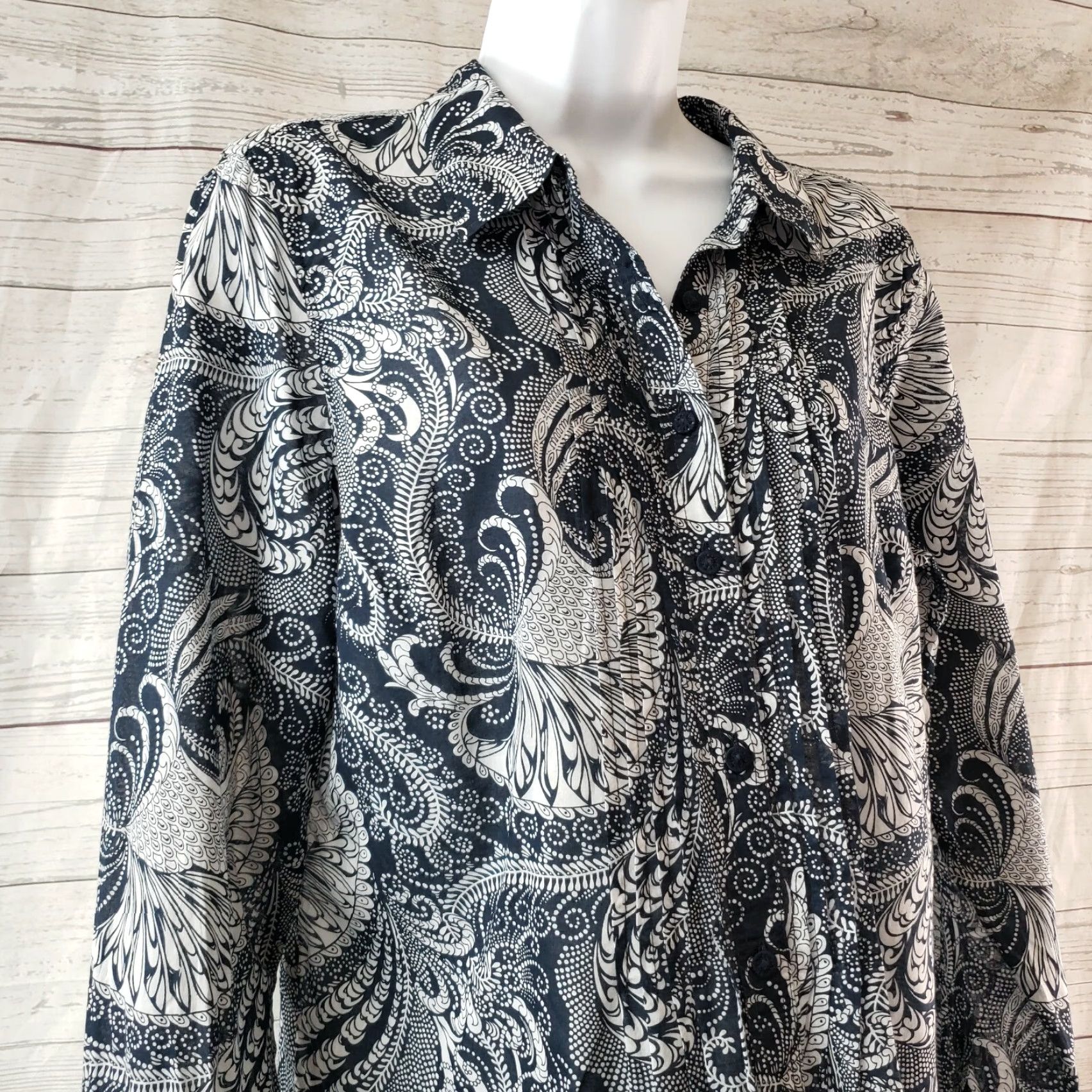 Talbots Talbots Womens Button Front Top Sz M Blue White Floral Cotton Long Sleeve Shirt Size M / US 6-8 / IT 42-44 - 2 Thumbnail