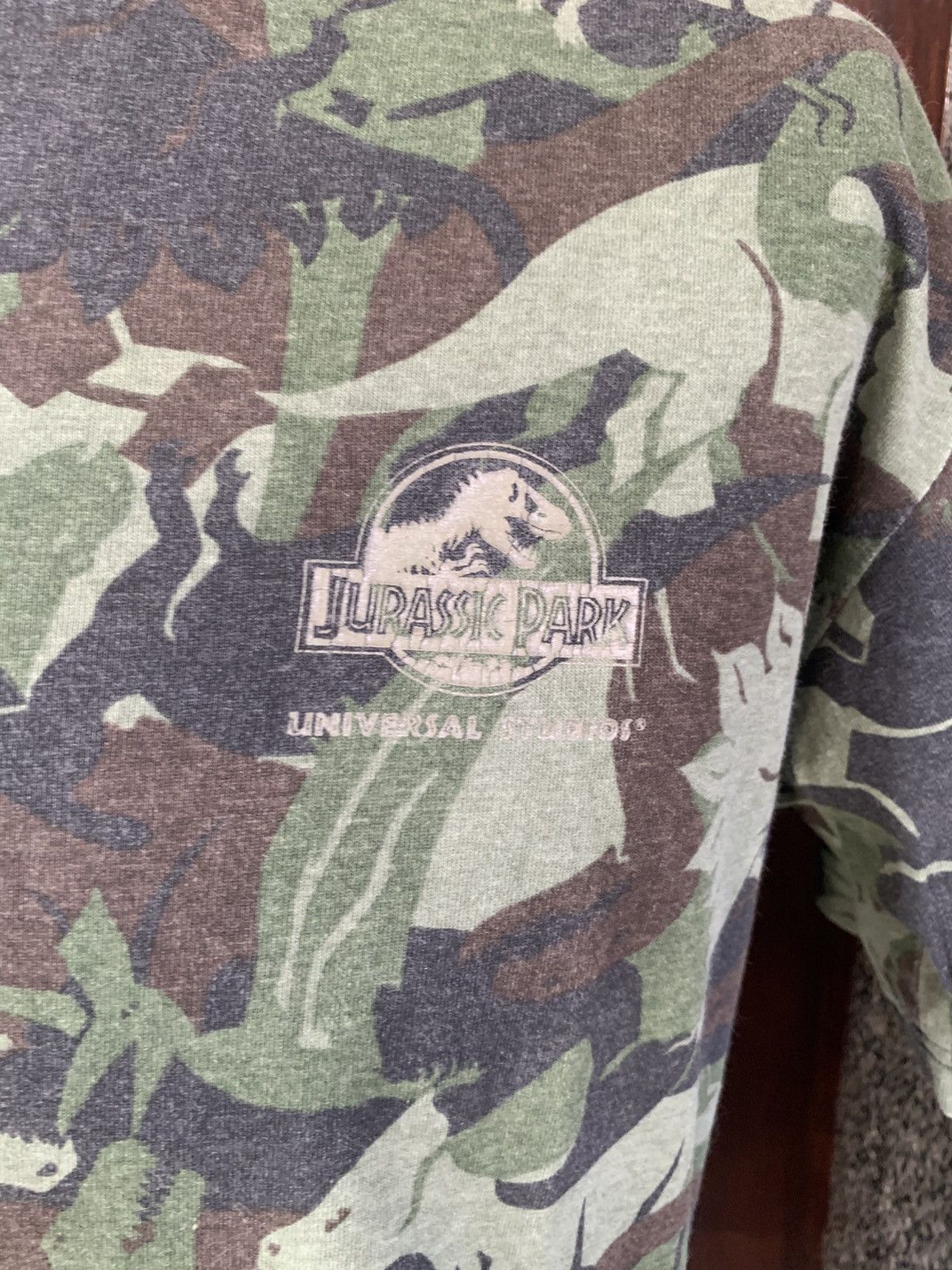 Universal Studios Vintage 90s Universal Studios Jurassic Park Movie Camo Tees Size US M / EU 48-50 / 2 - 4 Thumbnail