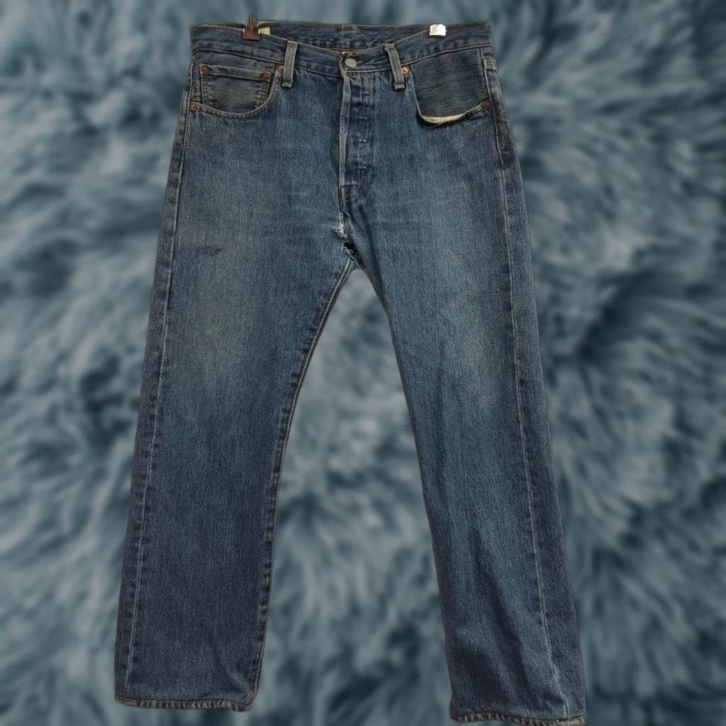 Levi's VINTAGE Levi’s 501 Jeans Mens 32x32 Denim Distressed 90s USA Size US 32 / EU 48 - 1 Thumbnail