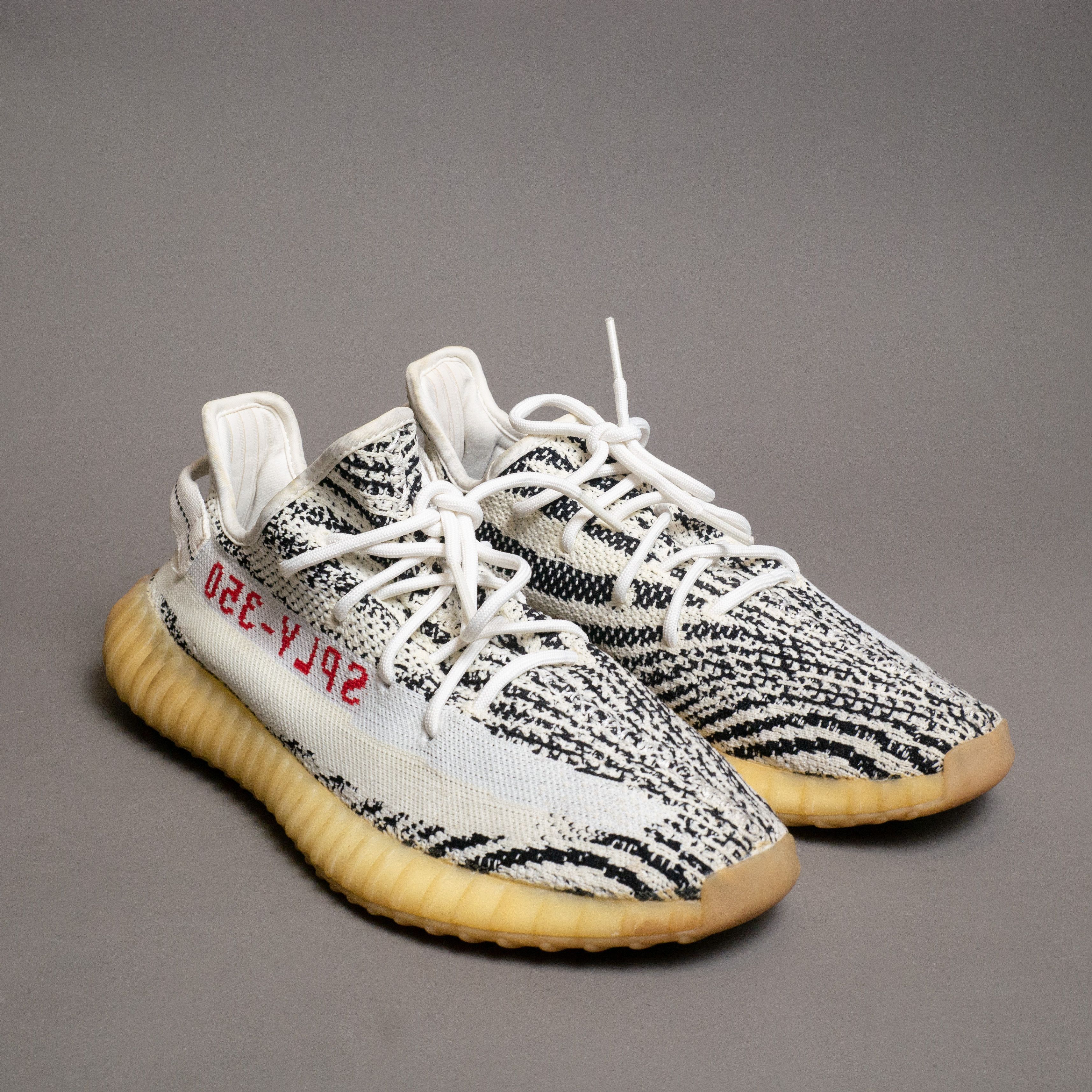 Adidas × Kanye West Very Rare Adidas Yeezy 350v2 Zebra OG First Release 2017 Size US 12.5 / EU 45-46 - 4 Thumbnail