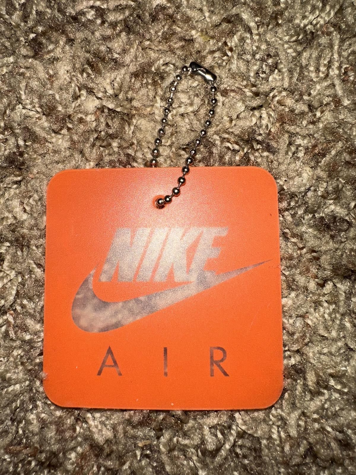 Jordan Brand Nike Air Max Air Jordan 3/4 Hangtag Size US 9 / EU 42 - 1 Thumbnail