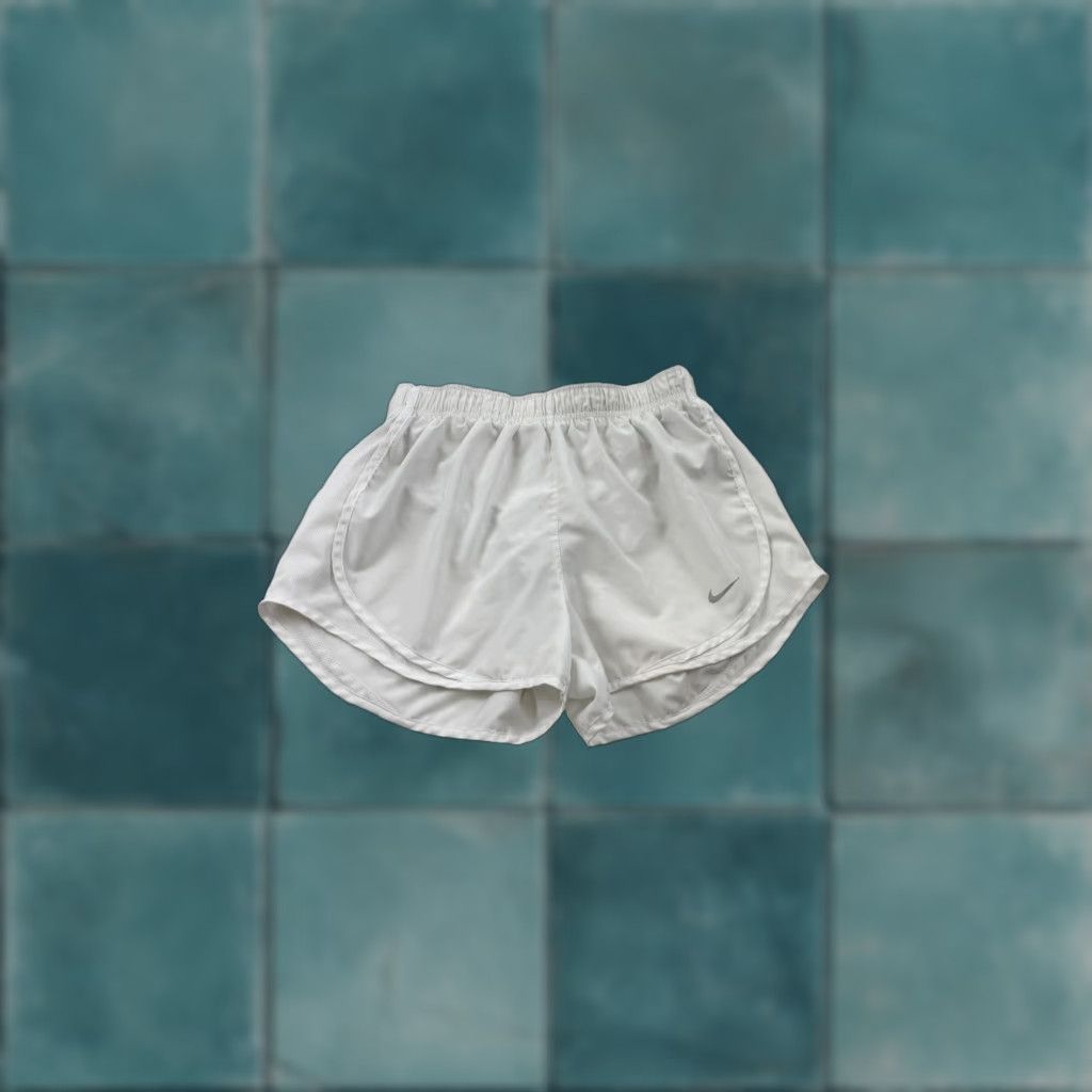 Nike VINTAGE? (No) Nike Shorts Womens M White Tempo Dri-Fit Running 831558-100 Elastic Waist Size 32" / US 10 / IT 46 - 1 Thumbnail