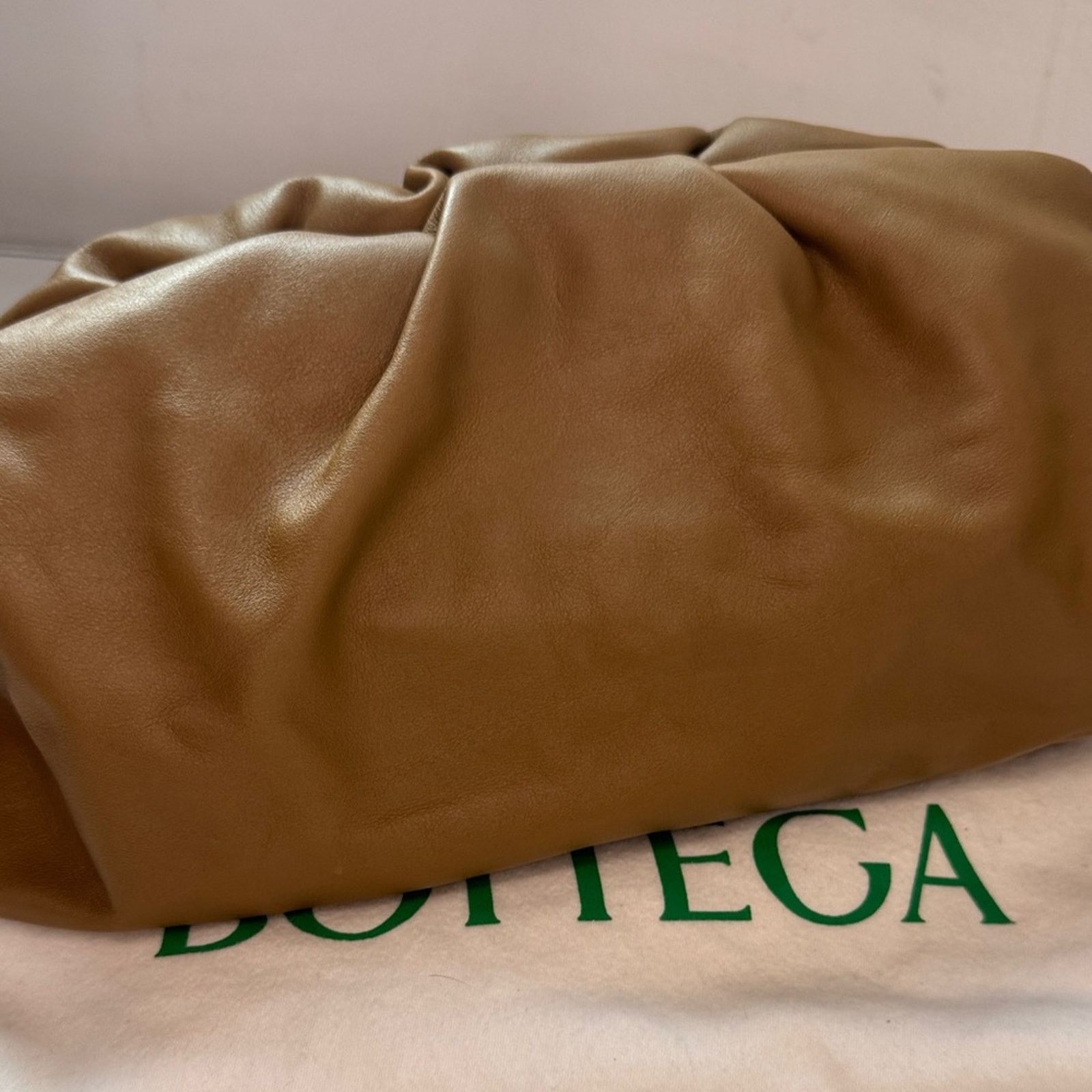 Bottega Veneta ✨ BOTTEGA VENETA Chain Pouch + dust bag and COA Size ONE SIZE - 7 Thumbnail