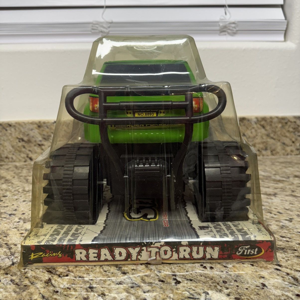 Cartoon Network × Vintage Ben 10 Alien Force Big Wheel Cross-Country Car Monster Truck Size ONE SIZE - 6 Thumbnail