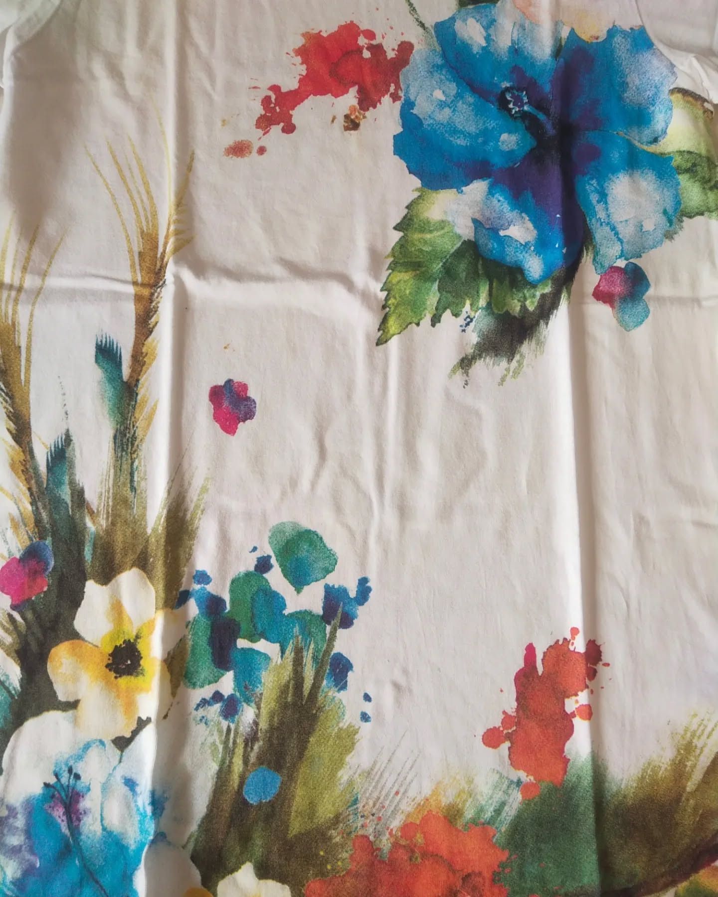 Japanese Brand × URBAN RESEARCH DOORS Urban Research Flower Art White Woman Tees Size S / US 4 / IT 40 - 3 Thumbnail