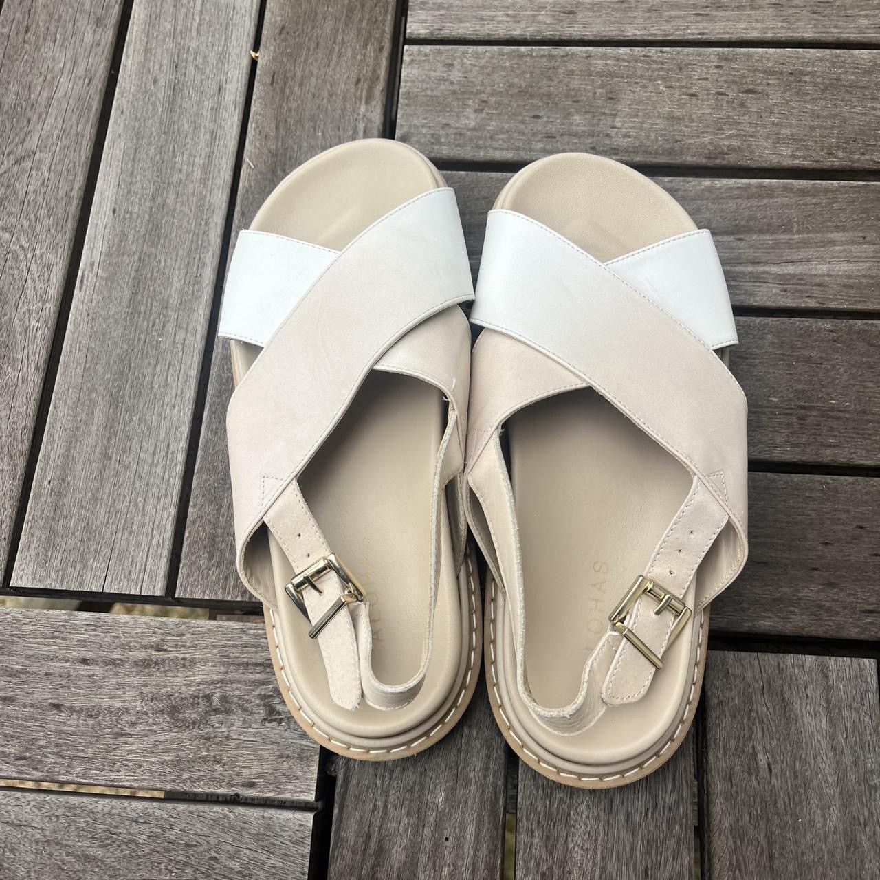 ALOHAS ALOHAS Marshmallow Leather Crisscross Sandals Size US 8.5 / IT 38.5 - 2 Thumbnail