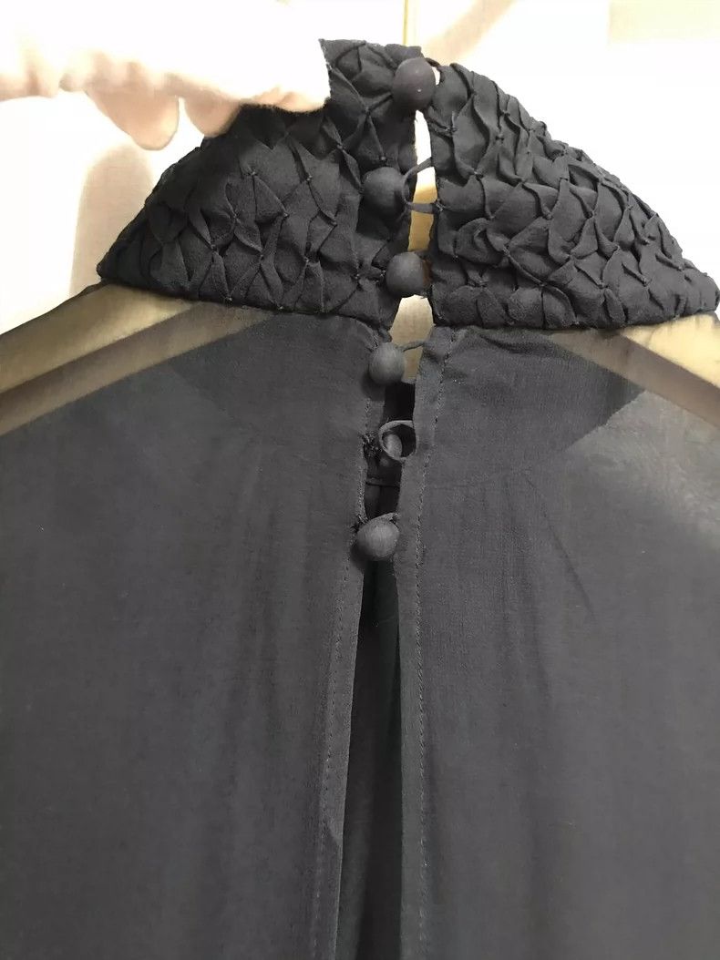 Versace Versace Super heavy industry handmade three-dimensional co Size S / US 4 / IT 40 - 7 Thumbnail