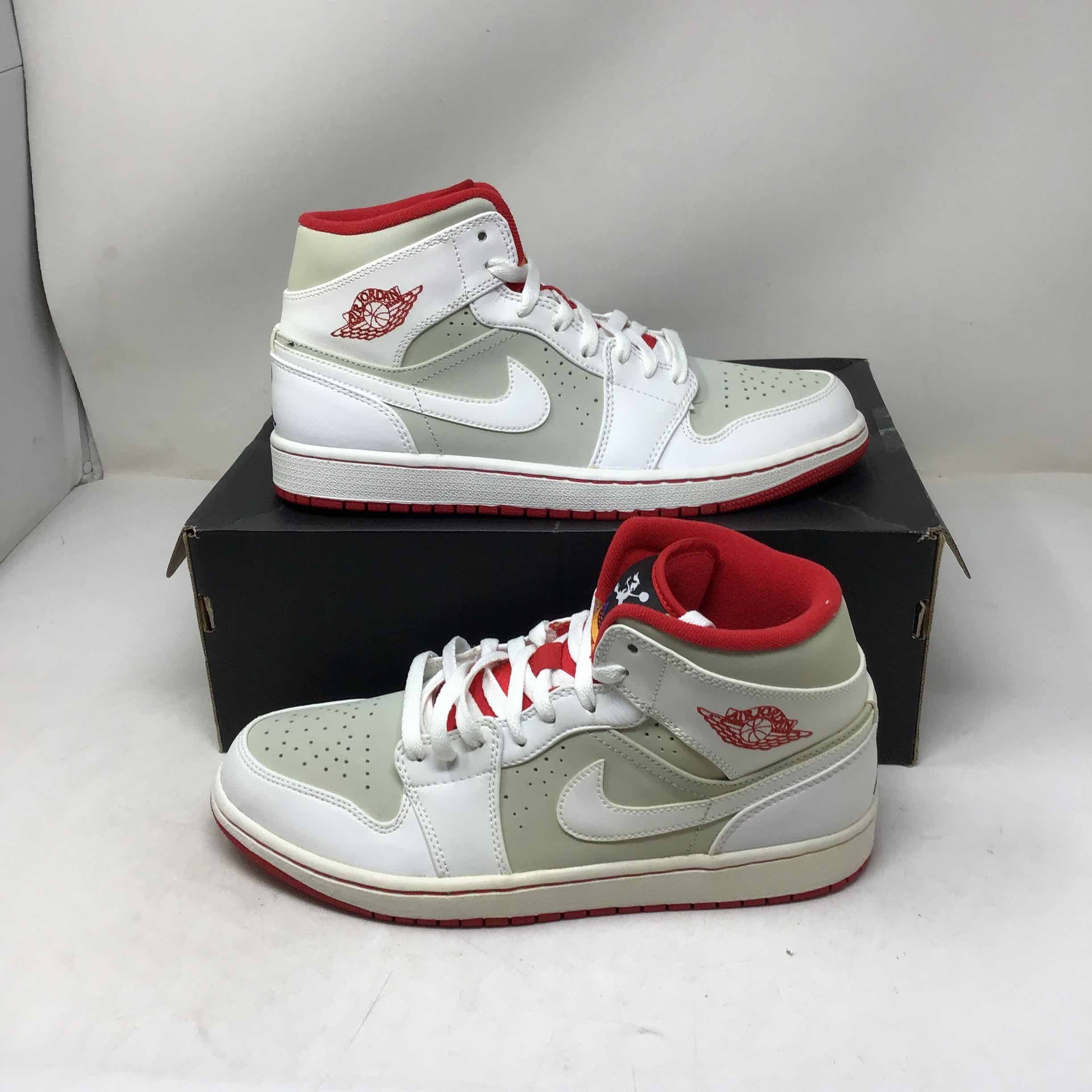 Air Jordan Mid Hare 2015