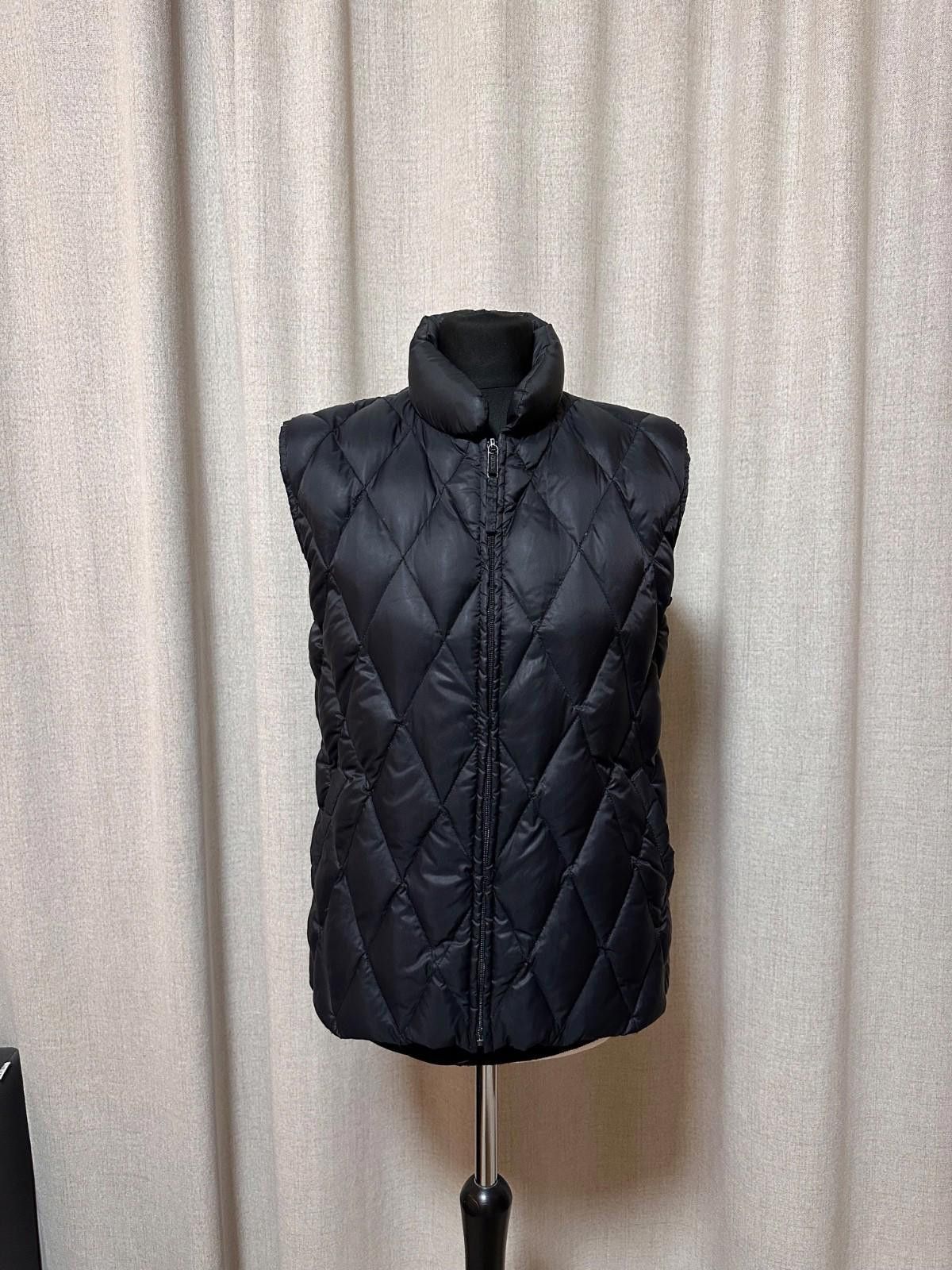 Moncler Moncler Down Vest Quilted Black Sz 4 Size S / US 4 / IT 40 - 1 Thumbnail