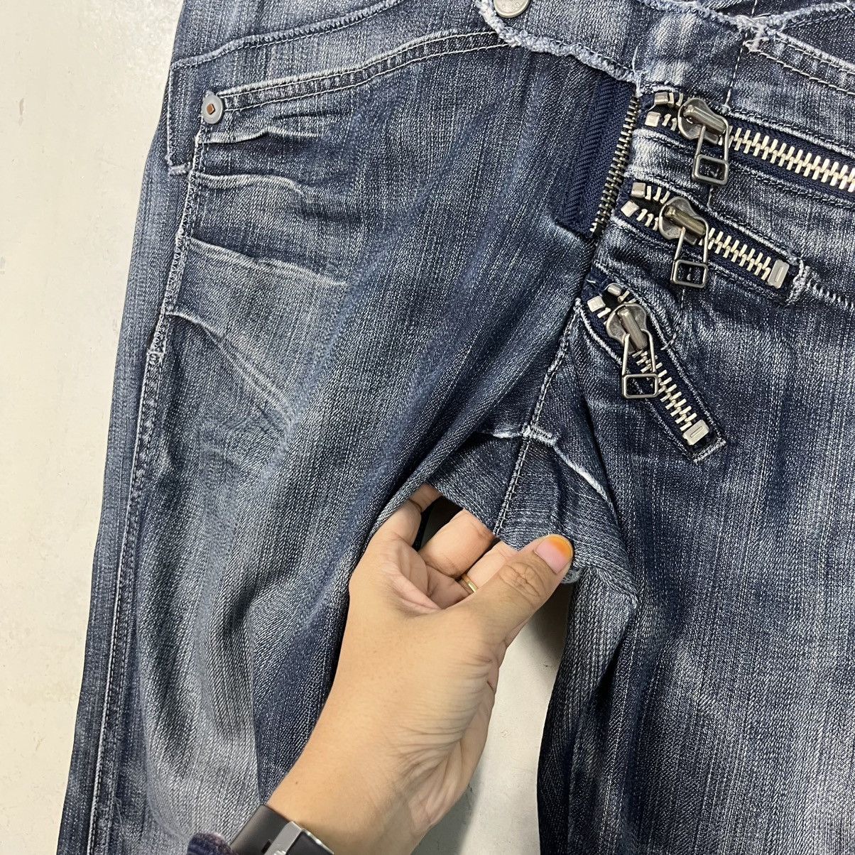 Marithe + Francois Girbaud Vintage Marithe Francois Girbaud Sediotinaries Denim Size US 32 / EU 48 - 9 Thumbnail